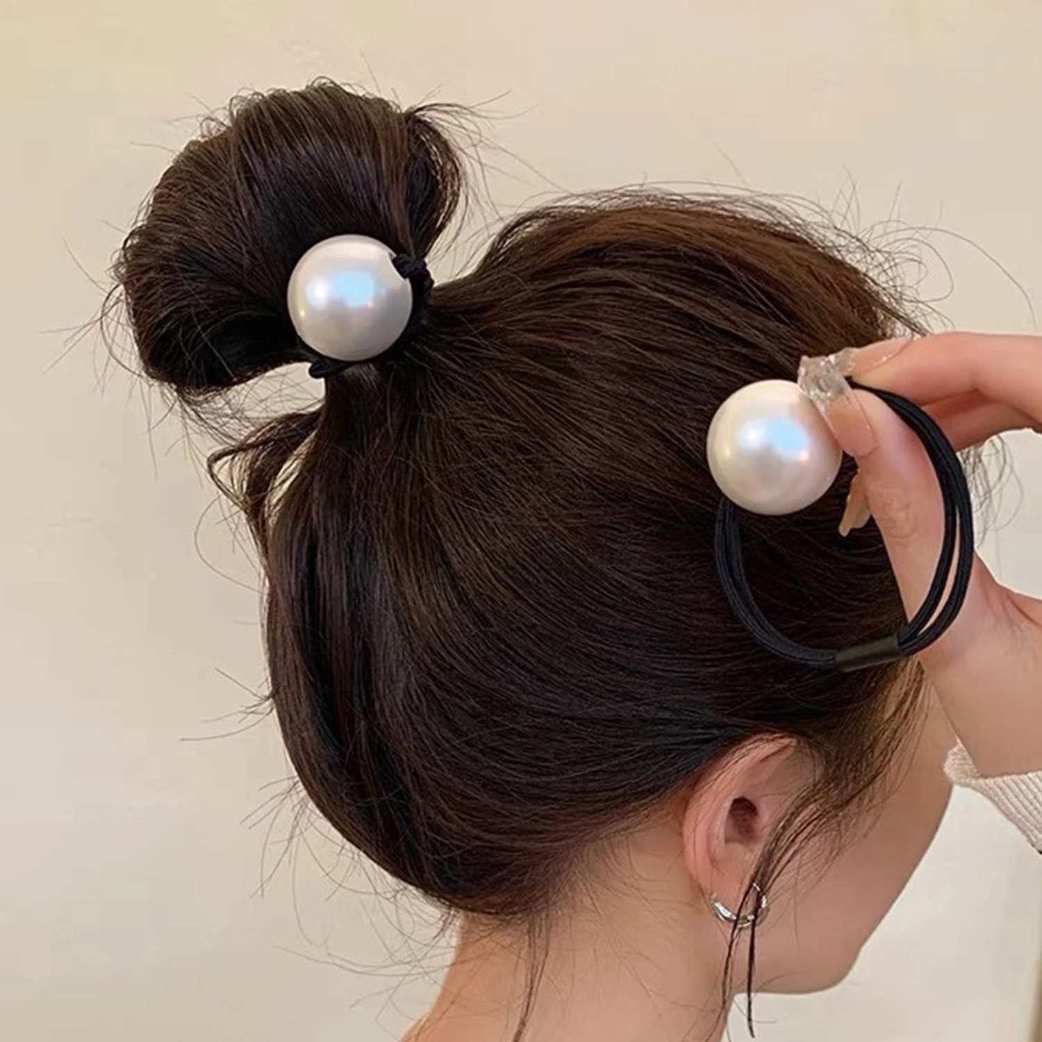 Elegant Big Imitation Pearl Hair Rope Simple Elastic Rubber Band For Women Girls Hair Accessories Scrunchies Headwear Gifts
Elegant Big Imitation Pearl Hair Rope Simple Elastic Rubber Band For Women Girls Hair Accessories Scrunchies Headwear Gifts