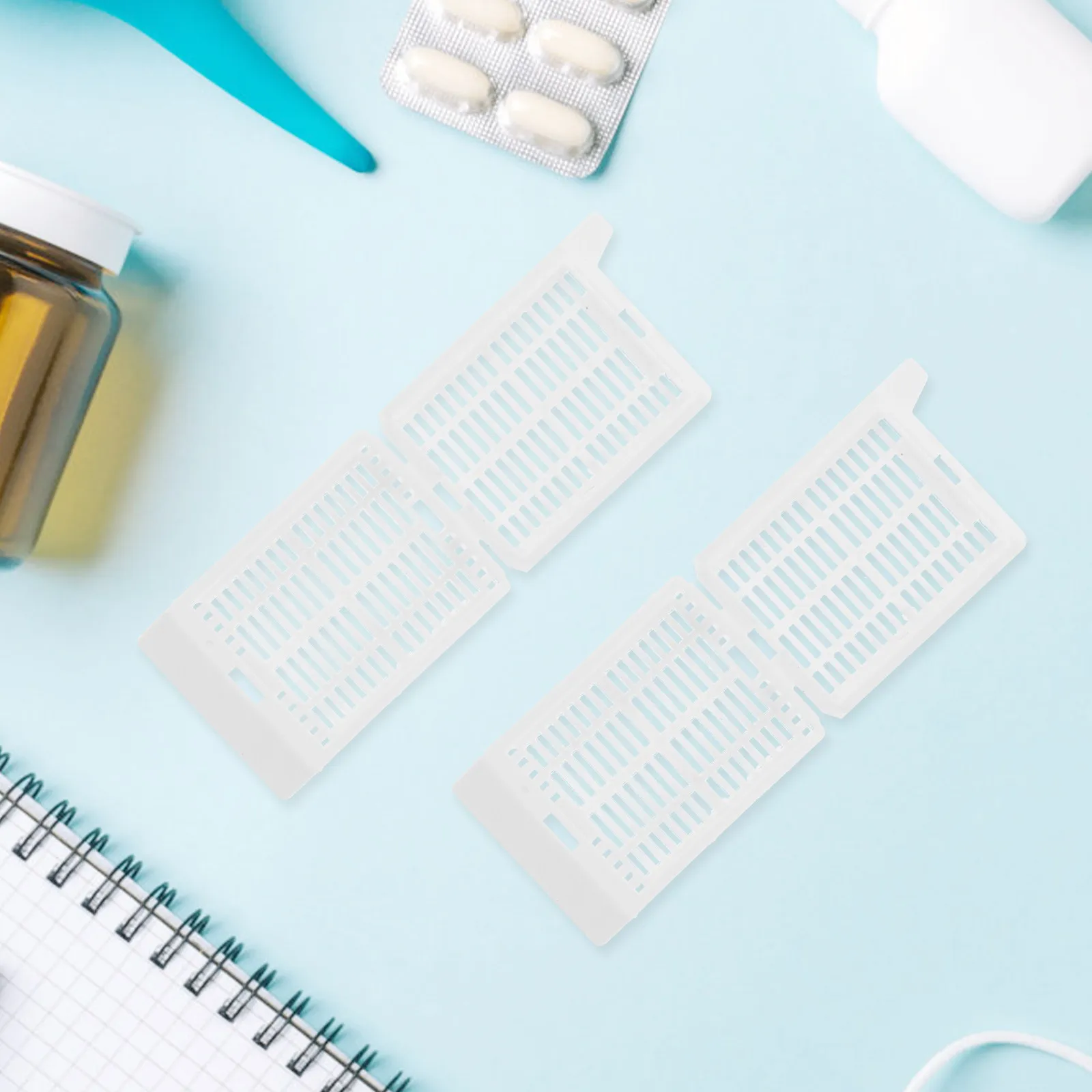 200Pcs Plastic Embedding Cassette Square Drain Hole for Tissue Culture Histology Lab Processing Scientific Cassette Flow
200Pcs Plastic Embedding Cassette Square Drain Hole for Tissue Culture Histology Lab Processing Scientific Cassette Flow