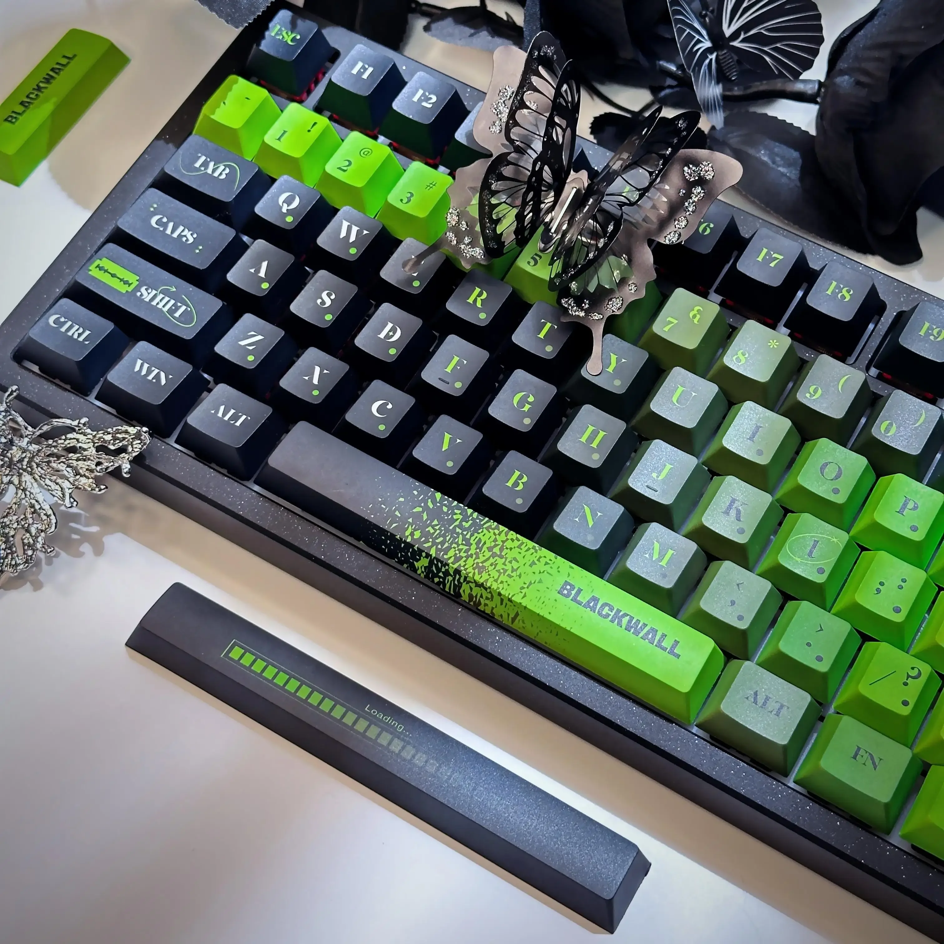 Black wall original keycap PBT five-sided sublimation opaque mechanical keyboard
Black wall original keycap PBT five-sided sublimation opaque mechanical keyboard