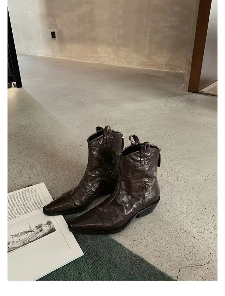 Vintage Women Brown Crinkled Distressed Leather Pointed Toe Ankle Boots Back Zipper Western Cowboy Chelsea Boots Shoes
Vintage Women Brown Crinkled Distressed Leather Pointed Toe Ankle Boots Back Zipper Western Cowboy Chelsea Boots Shoes