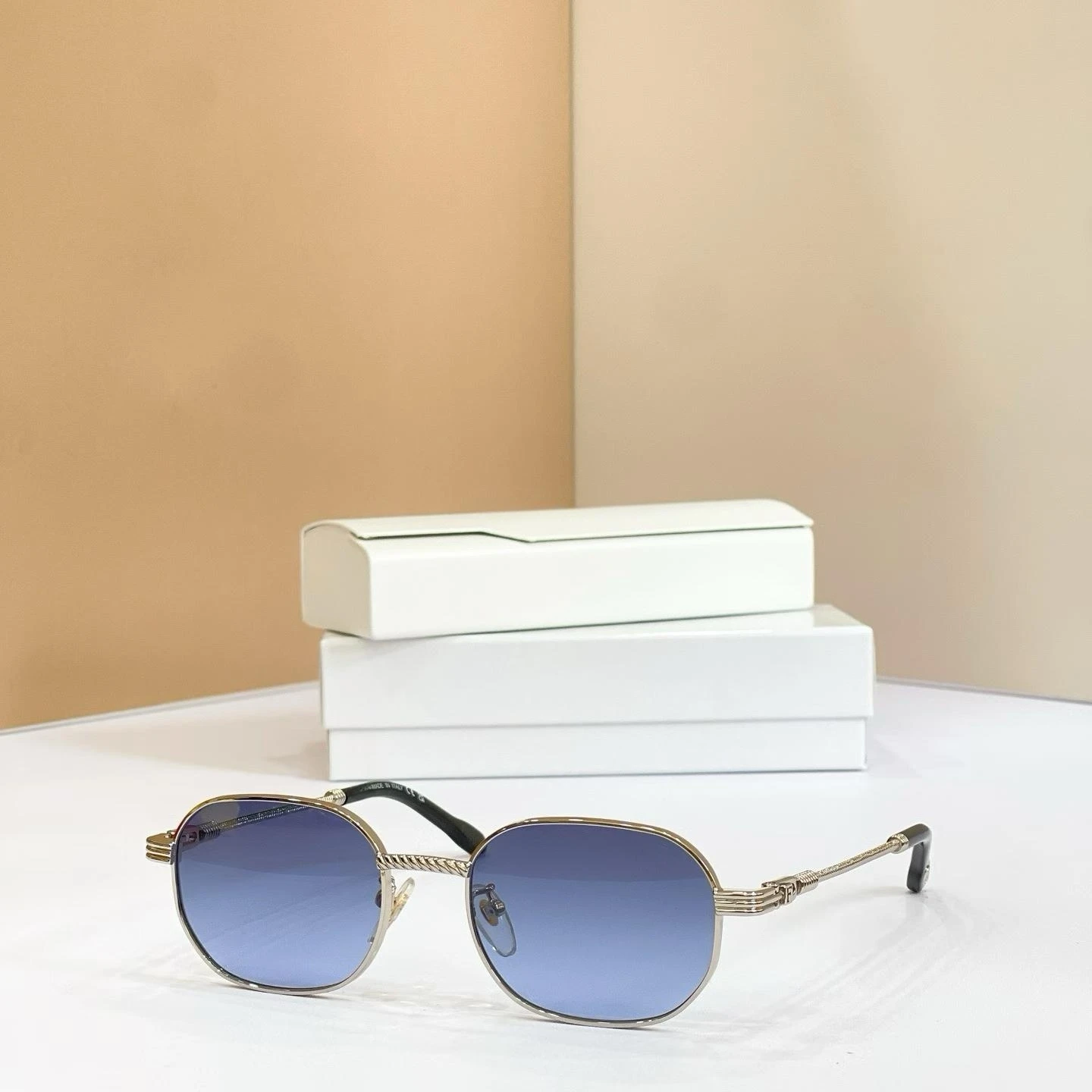 New Fashion Trend Luxury Vintage Sunglasses FG40098U Ultralight Titanium Acetate Retro Oversize Oval Style Unisex A+ Top Quality
New Fashion Trend Luxury Vintage Sunglasses FG40098U Ultralight Titanium Acetate Retro Oversize Oval Style Unisex A+ Top Quality