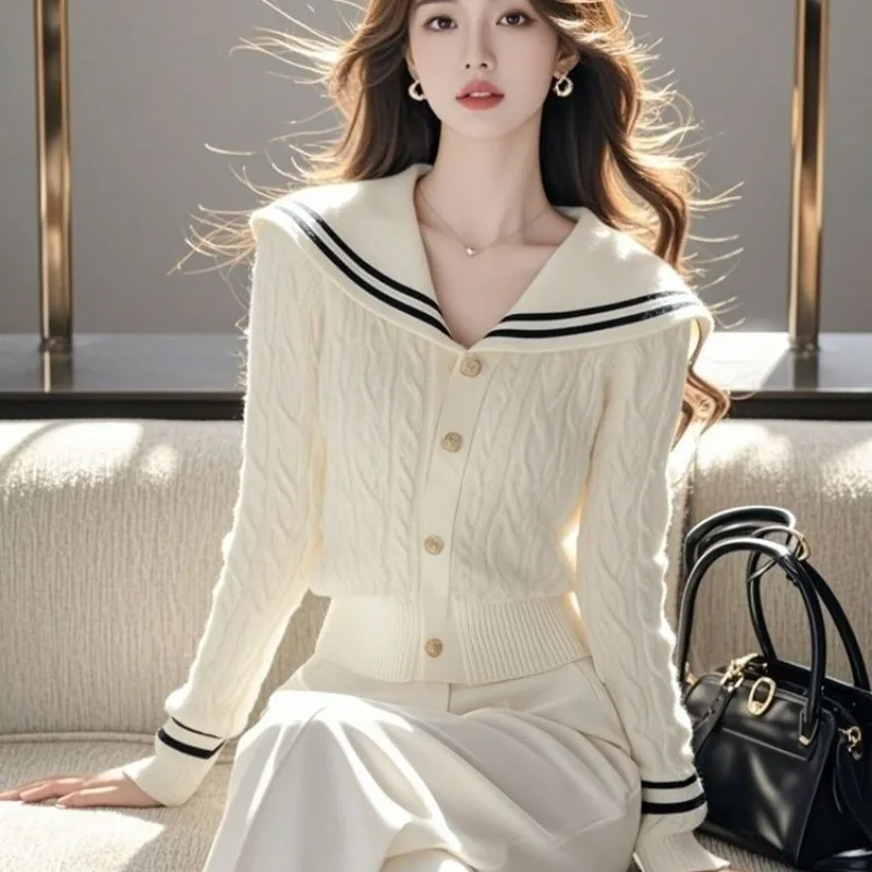 Niche White Sailor Collar Knitted Sweater Cardigan 2024 Autumn New Soft Lazy Style Inner Wear Long-sleeved Slim-fit Top
Niche White Sailor Collar Knitted Sweater Cardigan 2024 Autumn New Soft Lazy Style Inner Wear Long-sleeved Slim-fit Top