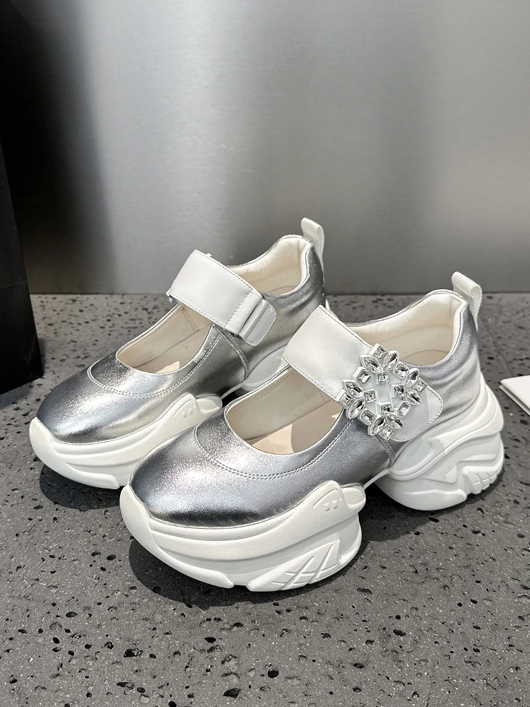 Лето 2022, женские повседневные сандалии на платформе Magic Sti со стразами и высоким каблуком Мэри Джейн на плоской подошве
Лето 2022, женские повседневные сандалии на платформе Magic Sti со стразами и высоким каблуком Мэри Джейн на плоской подошве