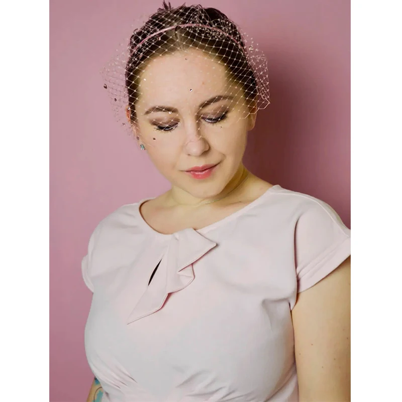 Birdcage Veil Pink Blush Veil Fascinator for Women Elegant Shiny Rhinestones Guest Wedding Headdress Party Hair Accessories 2022
Birdcage Veil Pink Blush Veil Fascinator for Women Elegant Shiny Rhinestones Guest Wedding Headdress Party Hair Accessories 2022