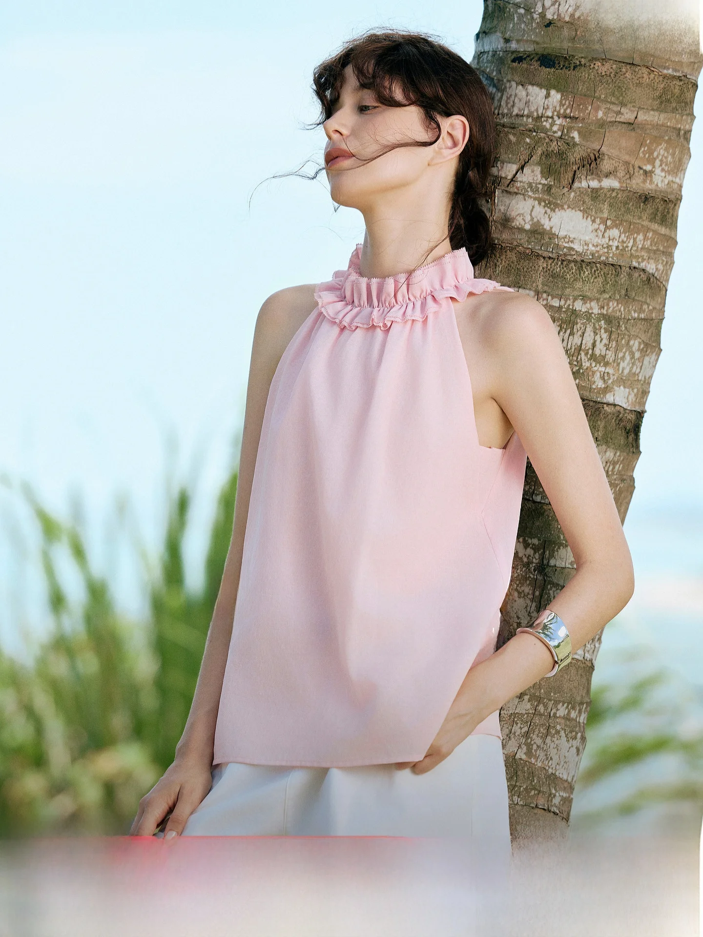 Elle Summer 2026 Sleeveless Neck Hanging Earlet Shirt Women's Fashionable Slimming High-End Style Commute Simple Loose Fit
Elle Summer 2026 Sleeveless Neck Hanging Earlet Shirt Women's Fashionable Slimming High-End Style Commute Simple Loose Fit