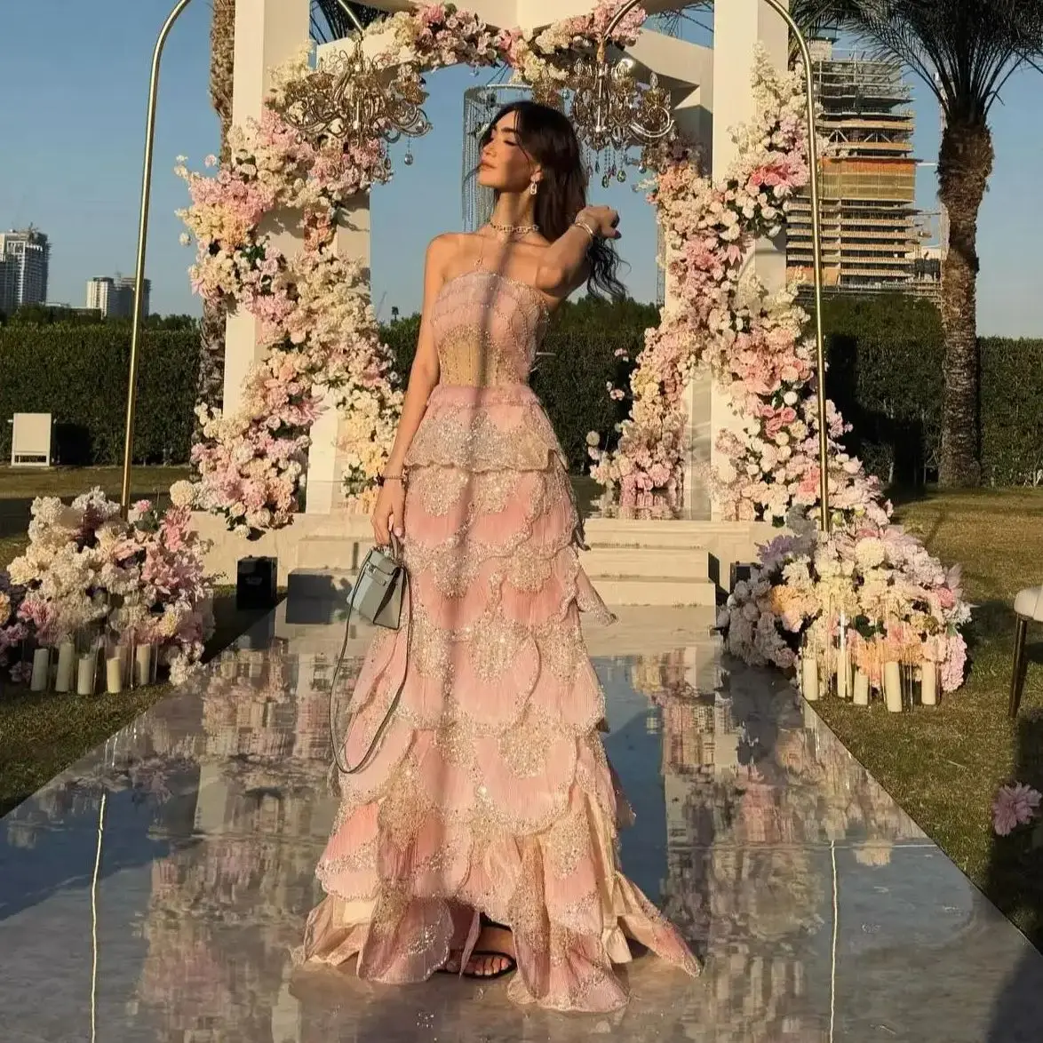 Ofherown Pink Strapless Sequin Evening Gown Luxury Tiered Ruffle Prom Dress Dubai Wedding Party Formal Gown for Women New Design
Ofherown Pink Strapless Sequin Evening Gown Luxury Tiered Ruffle Prom Dress Dubai Wedding Party Formal Gown for Women New Design