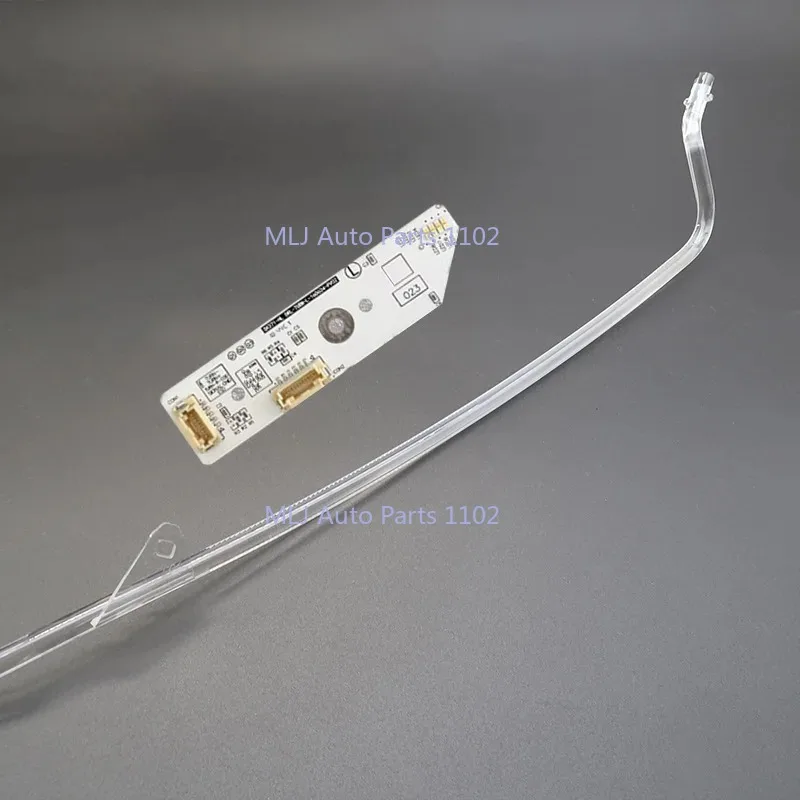 White Light Conduit Strip Angel Eye Chip Daytime Running Light Ballast Module For Skoda Octavia 2018-2022 Car Headlight DRL CHIP
White Light Conduit Strip Angel Eye Chip Daytime Running Light Ballast Module For Skoda Octavia 2018-2022 Car Headlight DRL CHIP