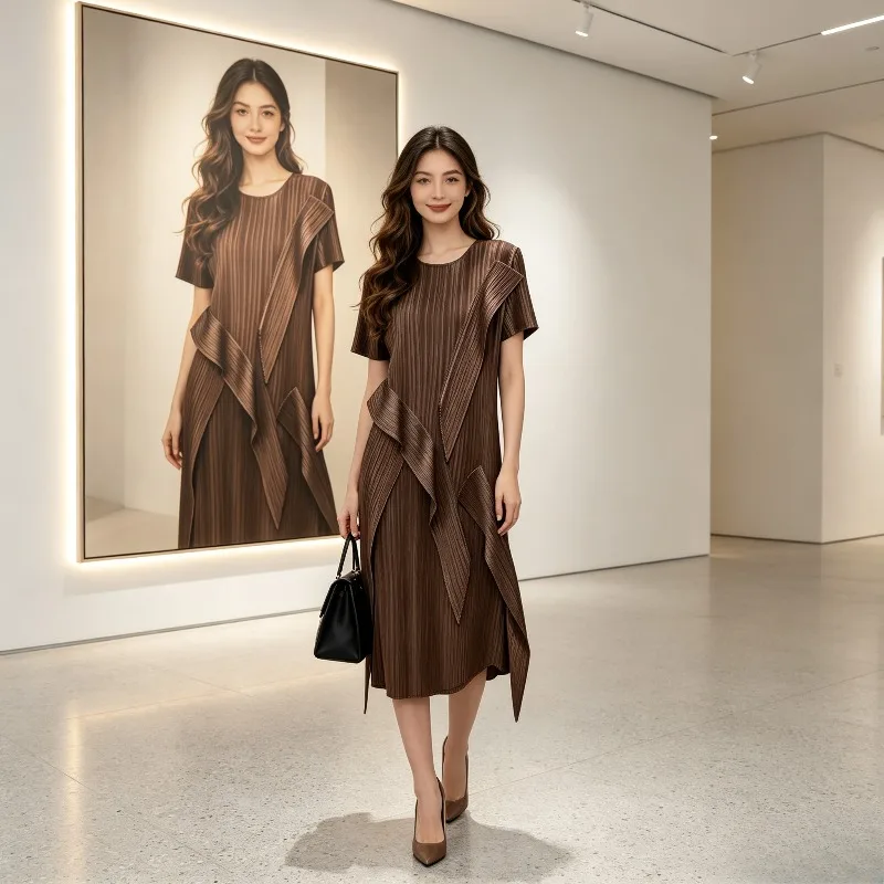 Miyake Pleated 2026 Solid Color Pleated Dress for Women Irregular Design with Loose Ribbon Slimming and Elegant Mid-Length Dress
Miyake Pleated 2026 Solid Color Pleated Dress for Women Irregular Design with Loose Ribbon Slimming and Elegant Mid-Length Dress