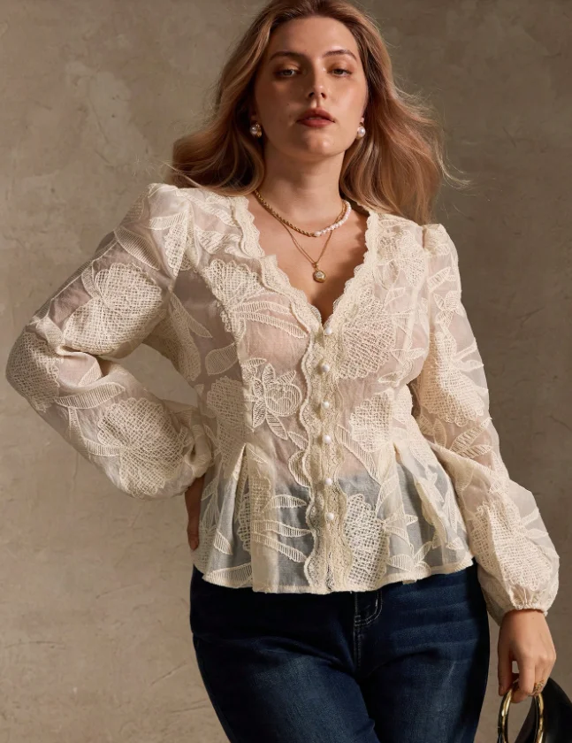 Plus size women's off-white lace V-neck cinched waist shirt French vintage puff sleeve chiffon blouse commute elegant top
Plus size women's off-white lace V-neck cinched waist shirt French vintage puff sleeve chiffon blouse commute elegant top