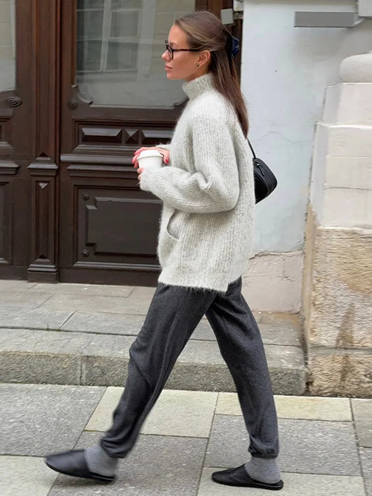 Women's Sweater Knitwear Blouse Turtleneck Knit Tops Soft Pullover Loose Hot Sweaters Pulls Femmes Woman Clothes New Outerwear
Women's Sweater Knitwear Blouse Turtleneck Knit Tops Soft Pullover Loose Hot Sweaters Pulls Femmes Woman Clothes New Outerwear