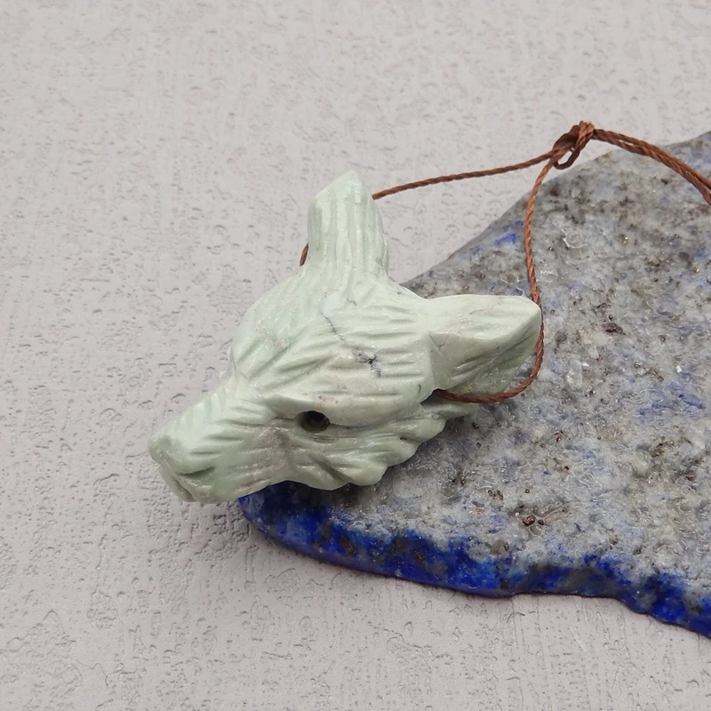 Natural Stone Green Turquoise Wolf Head Pendant Bead,Handcarved Animal Pendant DIY Jewelry Necklace Accessories 31x22x12mm 8g
Natural Stone Green Turquoise Wolf Head Pendant Bead,Handcarved Animal Pendant DIY Jewelry Necklace Accessories 31x22x12mm 8g