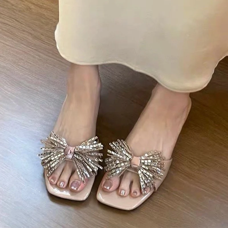 Women's Crystal Flats Slippers New Luxury Sandals Summer 2026 Designer Woman Shoes Party Dress Slides Sexy Flip Flops Zapatos
Women's Crystal Flats Slippers New Luxury Sandals Summer 2026 Designer Woman Shoes Party Dress Slides Sexy Flip Flops Zapatos