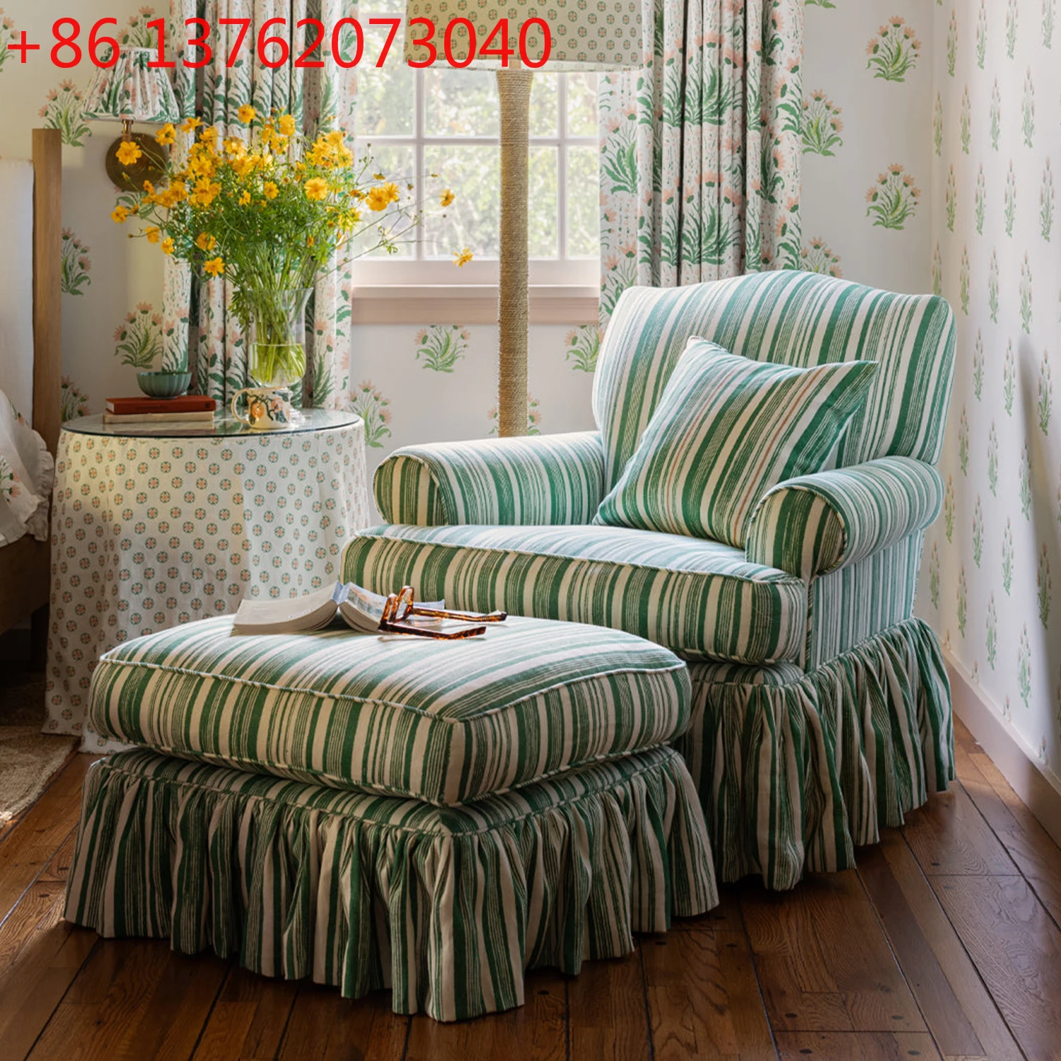 French retro fabric sofa chair small apartment balcony single chair American style
French retro fabric sofa chair small apartment balcony single chair American style
