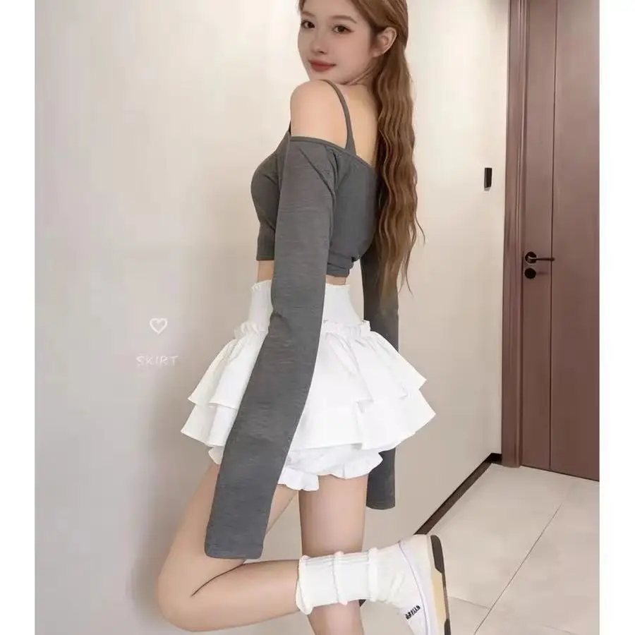 Ballet Style Fluffy Layered Ruffle Skort Women High Waist Slim Mini Skirt Korean Sweet Y2K Fairycore Anti Chafing Short Skirt
Ballet Style Fluffy Layered Ruffle Skort Women High Waist Slim Mini Skirt Korean Sweet Y2K Fairycore Anti Chafing Short Skirt