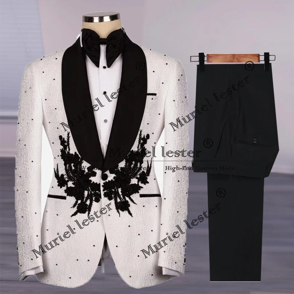 Elegant Pearls Beaded Appliques Suits Men For Wedding Classic Floral Jacket Pants 2 Pieces Groom Tuxedos Customized Groom Dress
Elegant Pearls Beaded Appliques Suits Men For Wedding Classic Floral Jacket Pants 2 Pieces Groom Tuxedos Customized Groom Dress