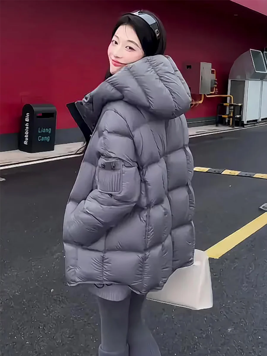 Женская утепленная пуховая куртка средней длины с капюшоном, белая, теплая, повседневная, в стиле Cloud Puff, зимняя, новинка
Женская утепленная пуховая куртка средней длины с капюшоном, белая, теплая, повседневная, в стиле Cloud Puff, зимняя, новинка