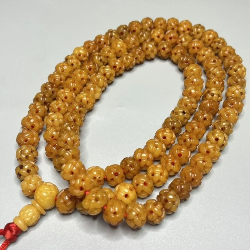 Hollow-carved cow bone 108- Buddhist prayer bead necklace
Hollow-carved cow bone 108- Buddhist prayer bead necklace