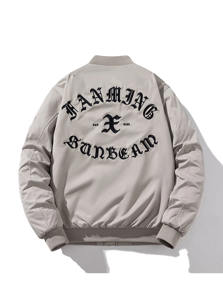 Retro Embroidered Pilot Jaet Thiened Cotton Baseball Sle Outerwear for Men And Women Autumn Winter Street Sle Coat
Retro Embroidered Pilot Jaet Thiened Cotton Baseball Sle Outerwear for Men And Women Autumn Winter Street Sle Coat