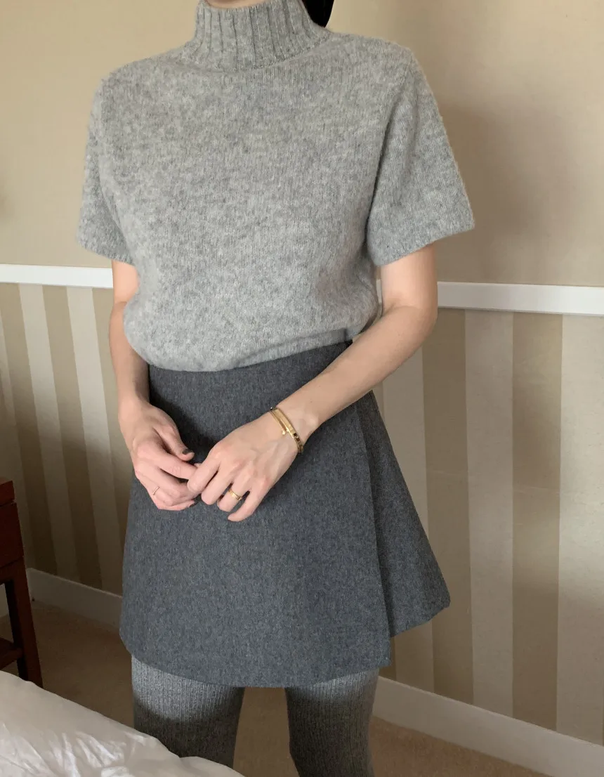 Korean style Autumn and winter new French retro irregular high waist versatile trousers skirt shorts women
Korean style Autumn and winter new French retro irregular high waist versatile trousers skirt shorts women