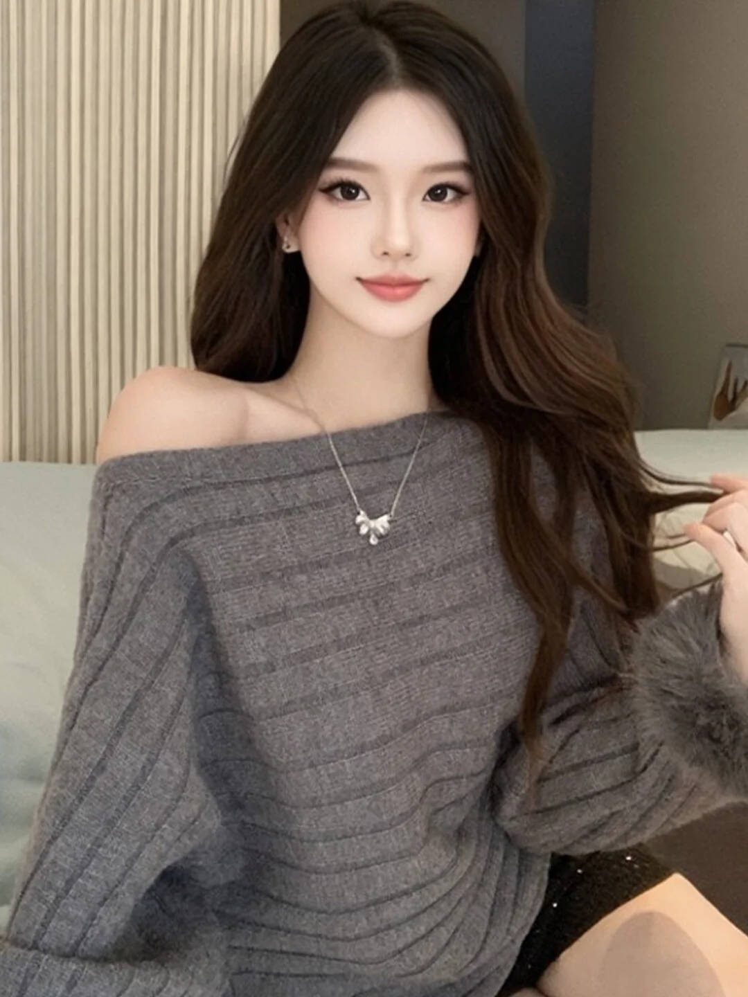 Autumn Winter Women's Loose Long Sleeve Knitwear Soft Fur Sleeve Comfortable Breathable Casual Versatile Top French Style
Autumn Winter Women's Loose Long Sleeve Knitwear Soft Fur Sleeve Comfortable Breathable Casual Versatile Top French Style