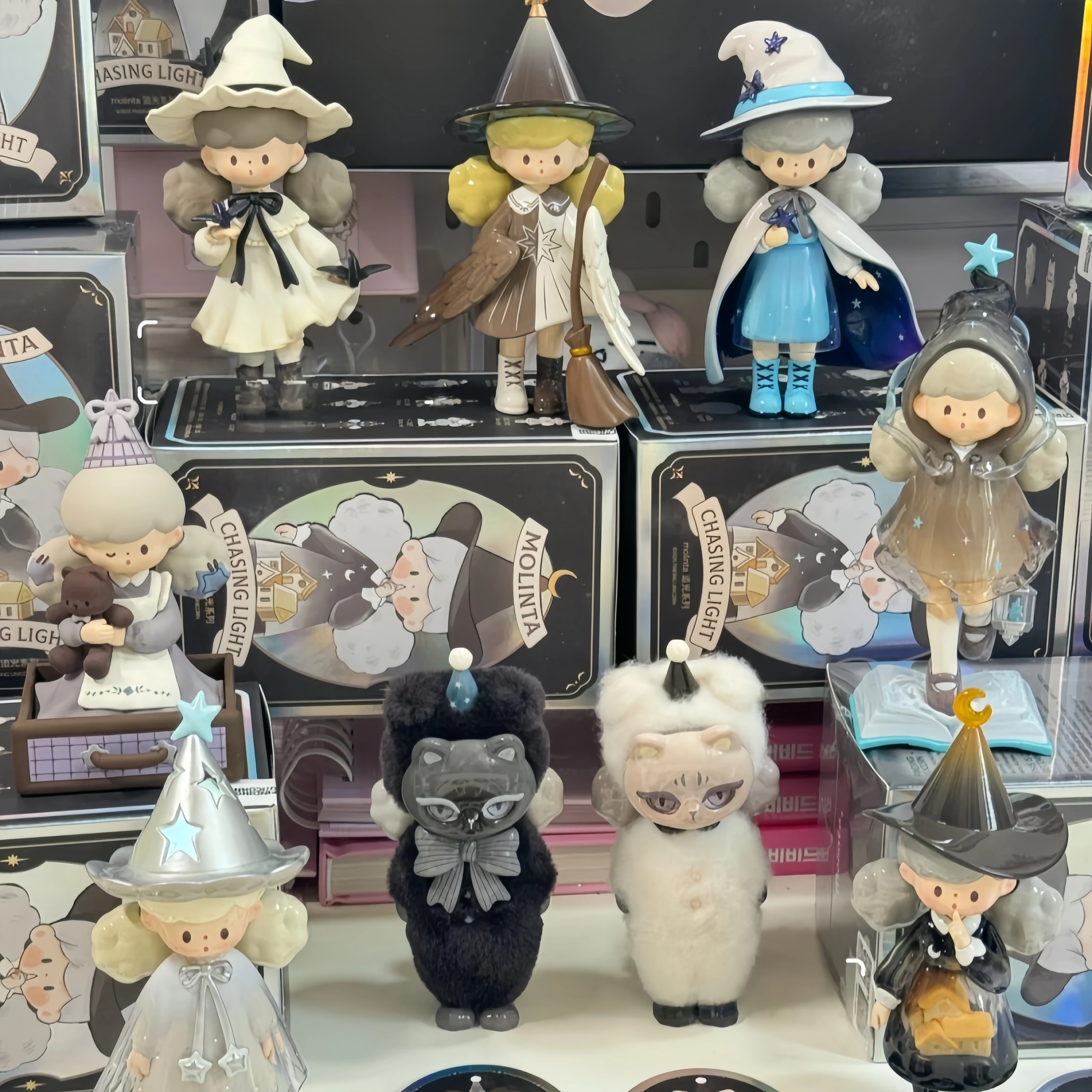 Единорог Molinta Chasing Light слепая коробка 12-го поколения модная сестра попкорна новая подлинная игрушка модная коллекционная
Единорог Molinta Chasing Light слепая коробка 12-го поколения модная сестра попкорна новая подлинная игрушка модная коллекционная