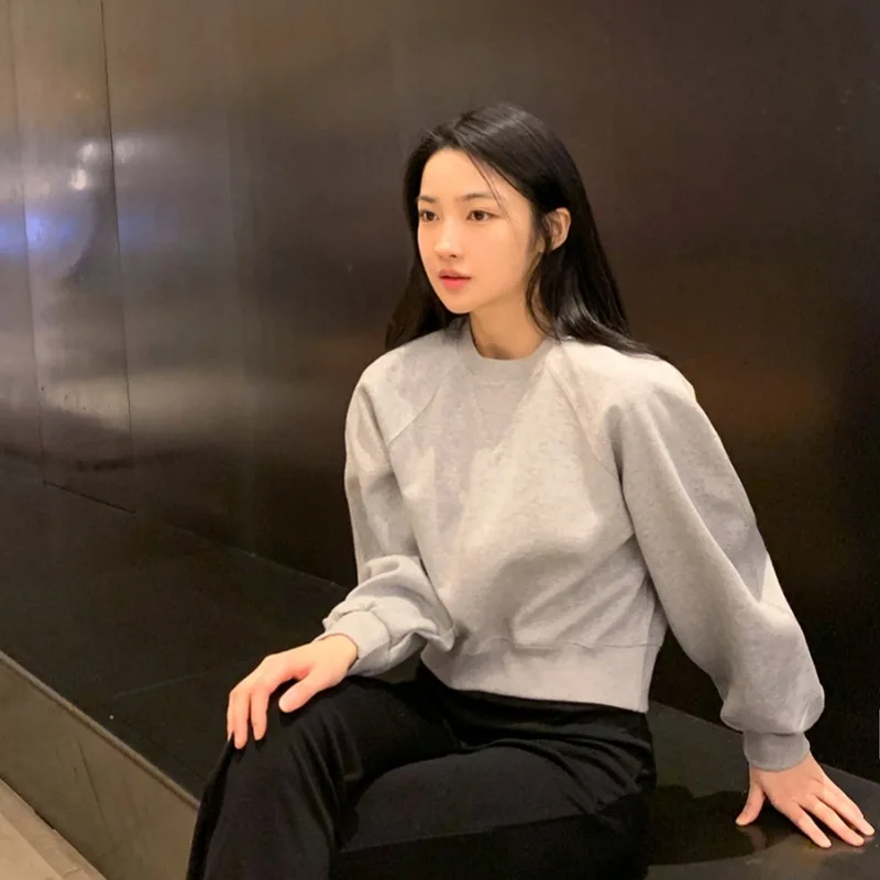 Махровая толстовка без шапки, женская зимняя одежда, бархатная ребристая толстовка в стиле панк, пушистая флисовая подкладка, лоскутная, массивная, молодежная, сращенная
Махровая толстовка без шапки, женская зимняя одежда, бархатная ребристая толстовка в стиле панк, пушистая флисовая подкладка, лоскутная, массивная, молодежная, сращенная