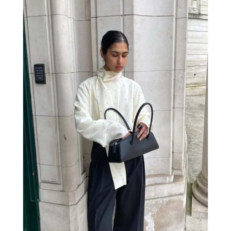 Women's New French Streamer Polka Dot Shirt Women's Loose European American Style Commuter Long-sleeved Top Women's Wholesale
Women's New French Streamer Polka Dot Shirt Women's Loose European American Style Commuter Long-sleeved Top Women's Wholesale