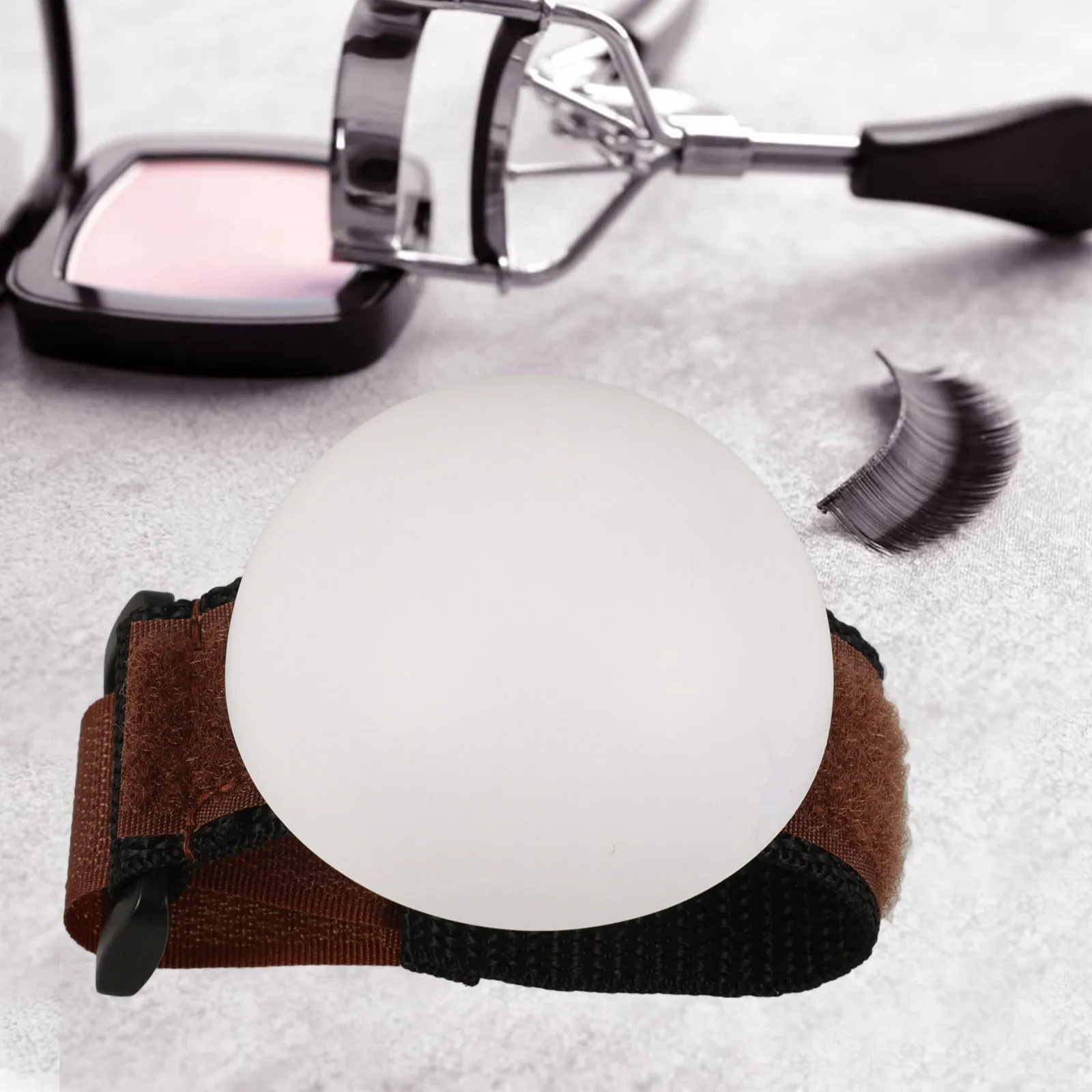 Eyelashes Grafting Board Lash Tray Plastic Cloth Hand Strap Eyelash Holder Portable Lightweight Lash Storage Pallet Extension
Eyelashes Grafting Board Lash Tray Plastic Cloth Hand Strap Eyelash Holder Portable Lightweight Lash Storage Pallet Extension