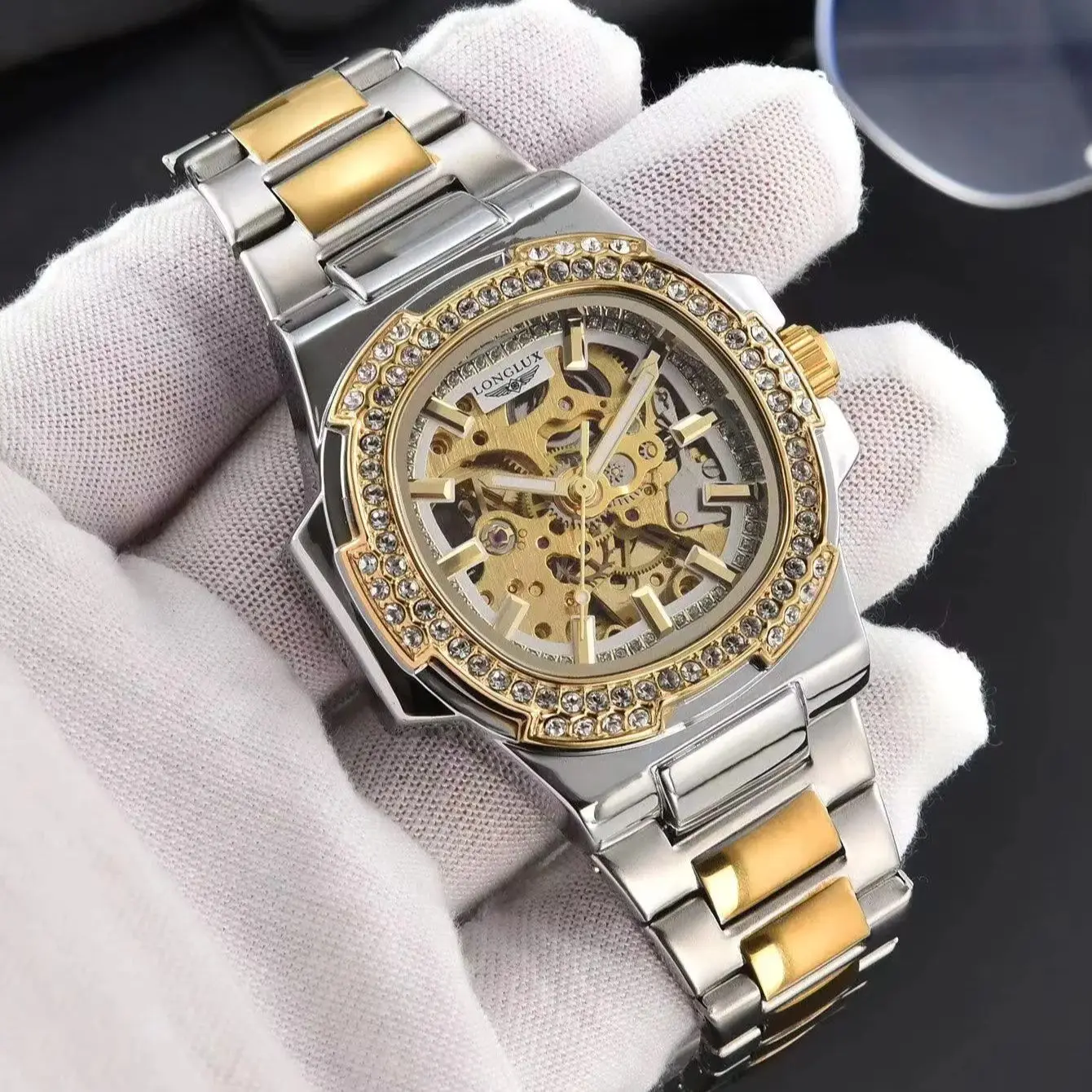 High-End Men's Mechanical Watch, Luxury Diamond-Encrusted Decorative Dial, Stainless Steel Two-Tone Strap, Waterproof Watch, Skeleton Movement Showcasing Business Style, Trendy Light Luxury Men's Watch, Fully Automatic Mechanical Watch, a Must-Have Watch
High-End Men's Mechanical Watch, Luxury Diamond-Encrusted Decorative Dial, Stainless Steel Two-Tone Strap, Waterproof Watch, Skeleton Movement Showcasing Business Style, Trendy Light Luxury Men's Watch, Fully Automatic Mechanical Watch, a Must-Have Watch