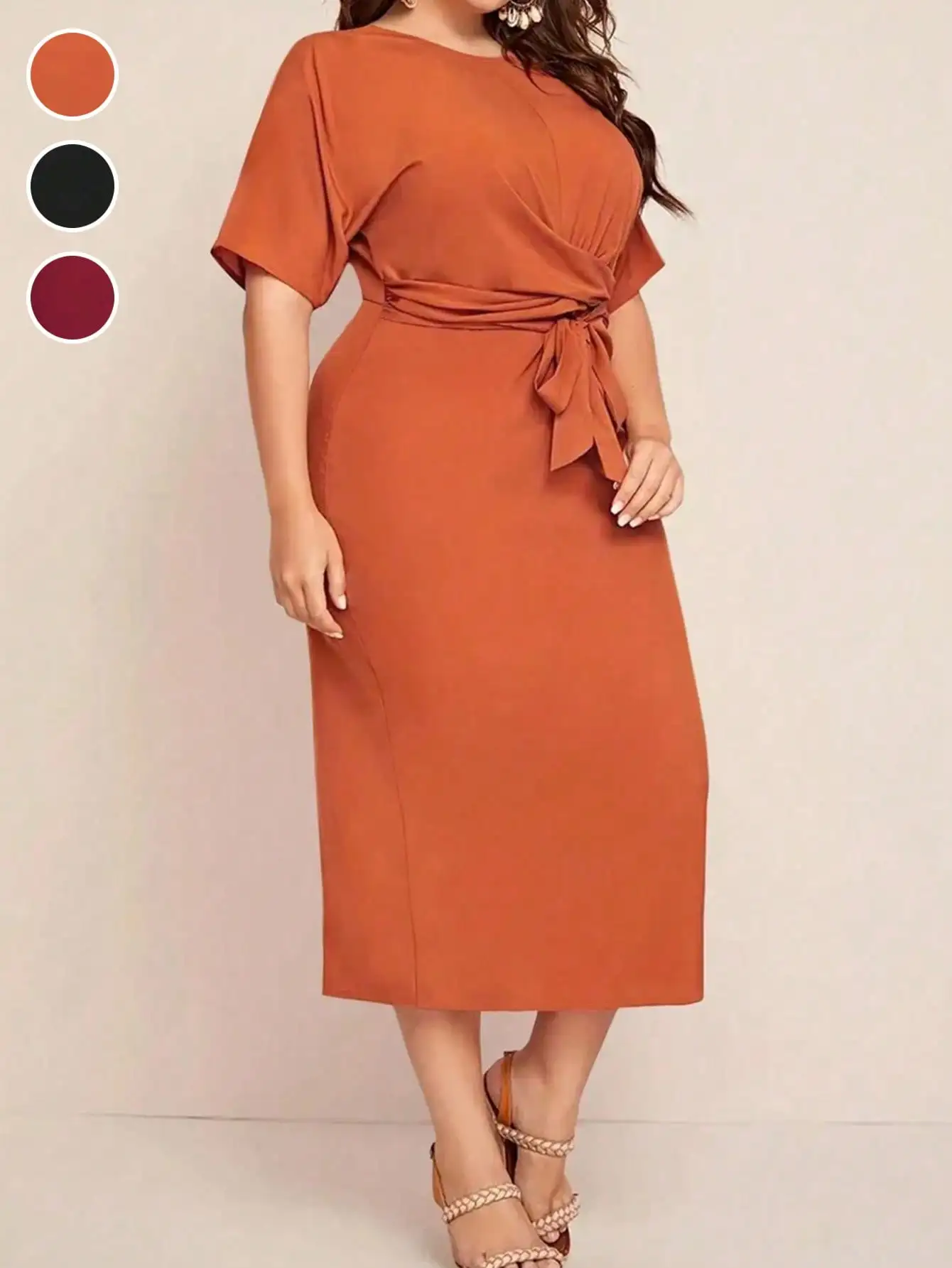 Платье миди с круглым вырезом, короткими рукавами и завязками на талии, больших размеров
Платье миди с круглым вырезом, короткими рукавами и завязками на талии, больших размеров