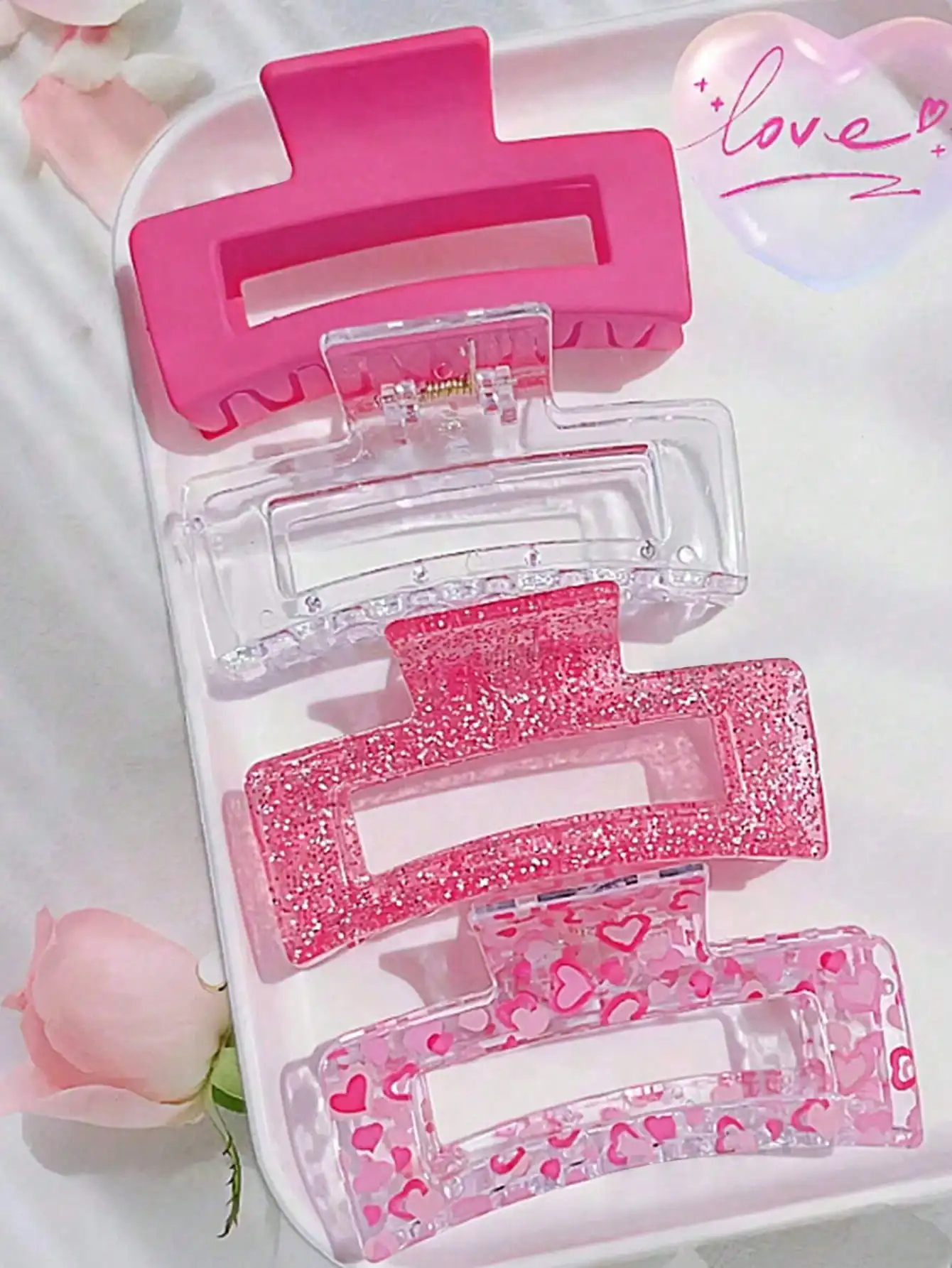 4pcs/3pcs/2pcs/1pc Rose Red Heart-Shaped Claw Clips Set, Rose Pink Glitter Hair Clips, Shiny Hair Claws, Y2K Print Heart Hair Accessories, Suitable For Girls And Women, Essential Spring/Summer Item, Can Be Birthday Gift, Wedding Favor, Perfect For Beach V
4pcs/3pcs/2pcs/1pc Rose Red Heart-Shaped Claw Clips Set, Rose Pink Glitter Hair Clips, Shiny Hair Claws, Y2K Print Heart Hair Accessories, Suitable For Girls And Women, Essential Spring/Summer Item, Can Be Birthday Gift, Wedding Favor, Perfect For Beach V