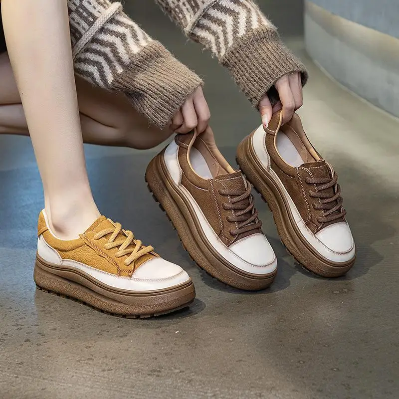 Comfortable Flat Bottomed Lace up Patchwork Color Soft Leather Nurse Shoes Casual Style round Toe Rubber Sole Fashionable Flats
Comfortable Flat Bottomed Lace up Patchwork Color Soft Leather Nurse Shoes Casual Style round Toe Rubber Sole Fashionable Flats