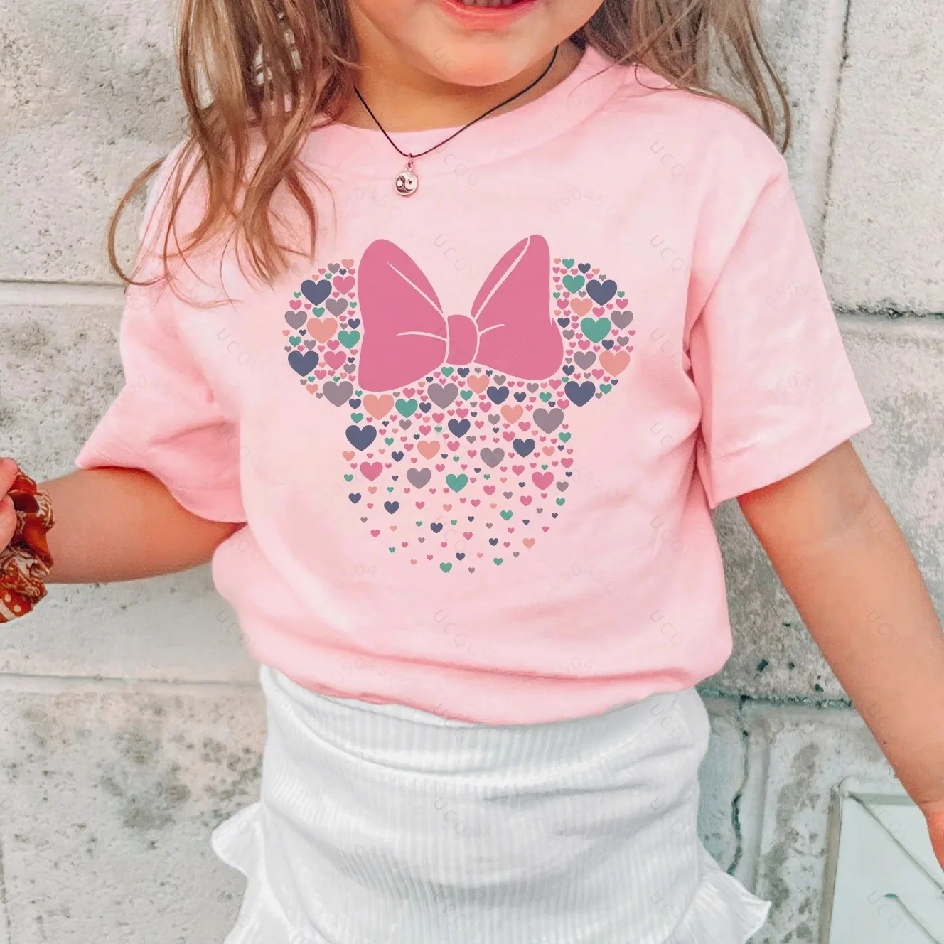 2025 Minnie Heart Confetti Colored Children T-Shirt Minnie Bow Shirt Cute Little Girl Disney Short Sleeve Top Boys Girls T-Shirt
2025 Minnie Heart Confetti Colored Children T-Shirt Minnie Bow Shirt Cute Little Girl Disney Short Sleeve Top Boys Girls T-Shirt