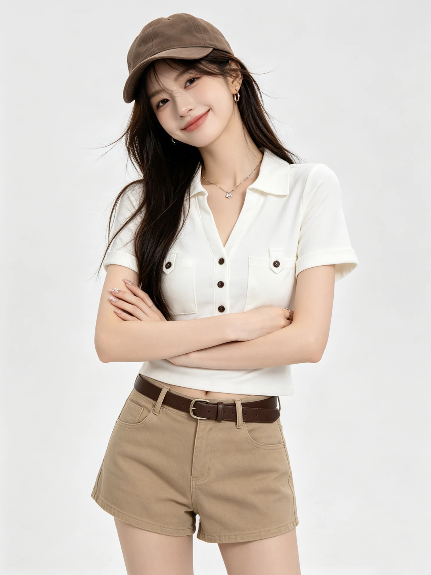 Short Sleeve Neck T-Shirt Women Summer 2026 New Style Ageless Design Button Pocket Korean Version Slim Fit Cotton Blend
Short Sleeve Neck T-Shirt Women Summer 2026 New Style Ageless Design Button Pocket Korean Version Slim Fit Cotton Blend