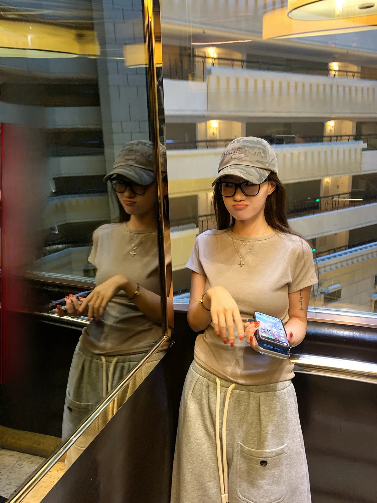 Облегающая круглая футболка Ne ort Sve, женская повседневная футболка с принтом, внутренняя одежда, удобная смесь хлопка и полиэстера
Облегающая круглая футболка Ne ort Sve, женская повседневная футболка с принтом, внутренняя одежда, удобная смесь хлопка и полиэстера