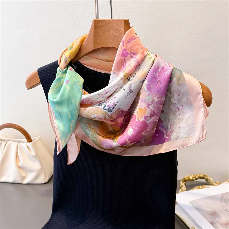 Designer 70cm Neckerchief High Quality Silk Print Handbag Decoration Mother Gift Summer Sun Protection Neckerchief Hijab Bandana
Designer 70cm Neckerchief High Quality Silk Print Handbag Decoration Mother Gift Summer Sun Protection Neckerchief Hijab Bandana