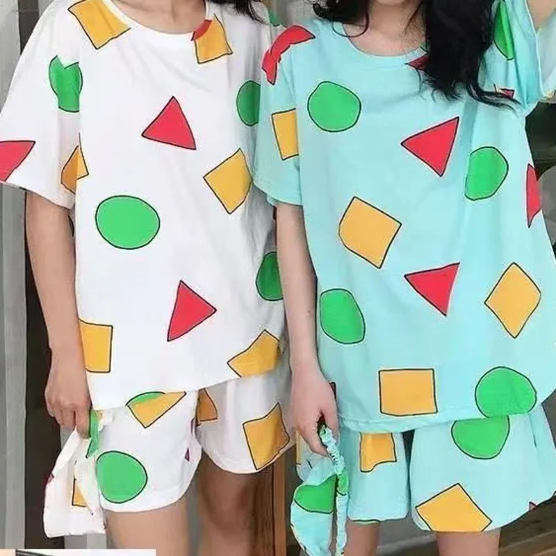 Летние повседневные пижамные комплекты для пар, милая одежда для сна с короткими рукавами и мультяшным принтом, пижамный костюм, повседневная модная свободная домашняя одежда, ночная рубашка
Летние повседневные пижамные комплекты для пар, милая одежда для сна с короткими рукавами и мультяшным принтом, пижамный костюм, повседневная модная свободная домашняя одежда, ночная рубашка