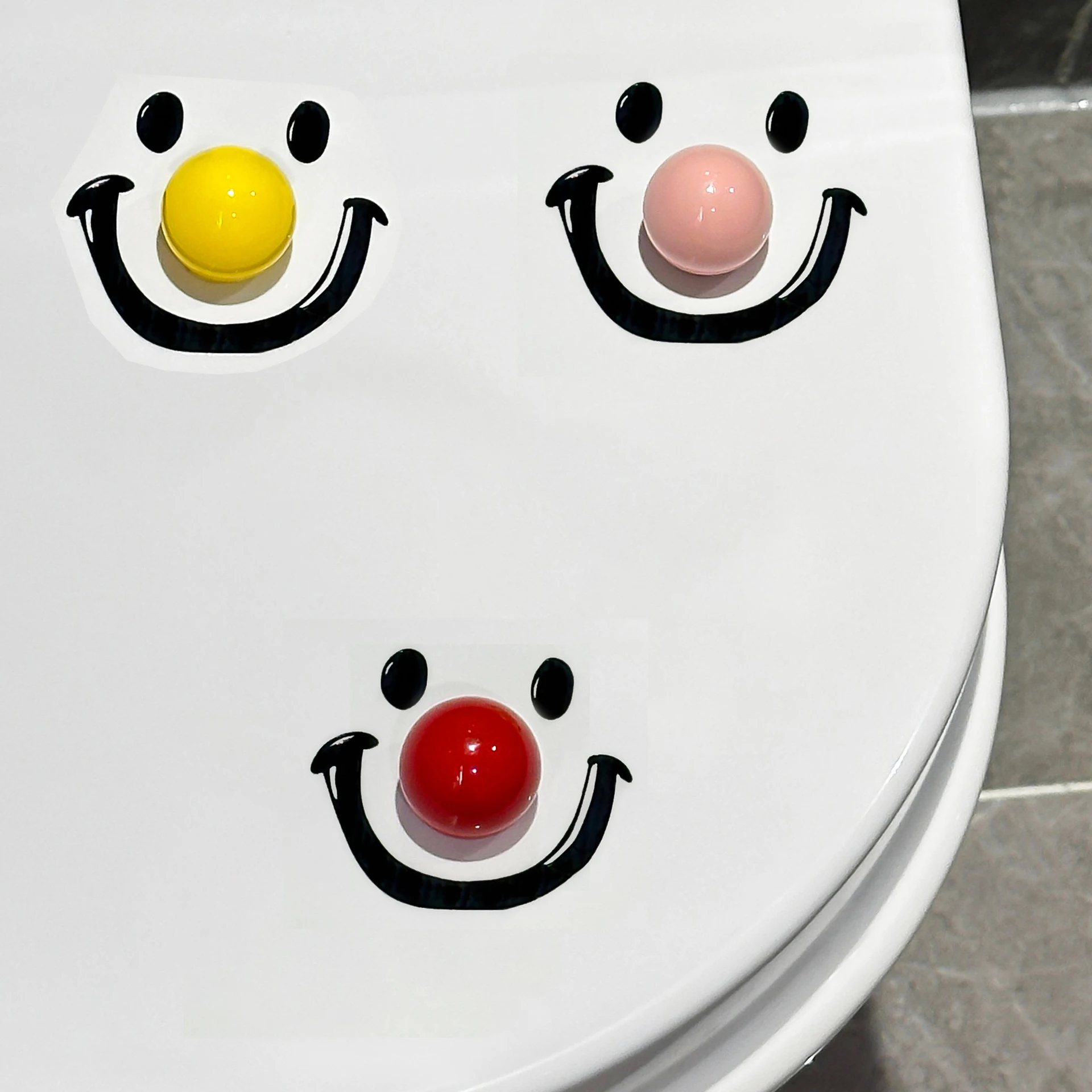 Cute Smiley Clown Toilet Seat Lifter, Touch-Free Sanitary Cat Paw Handle for Easy Hygienic Lift, Fun Bathroom Gadget for Home
Cute Smiley Clown Toilet Seat Lifter, Touch-Free Sanitary Cat Paw Handle for Easy Hygienic Lift, Fun Bathroom Gadget for Home
