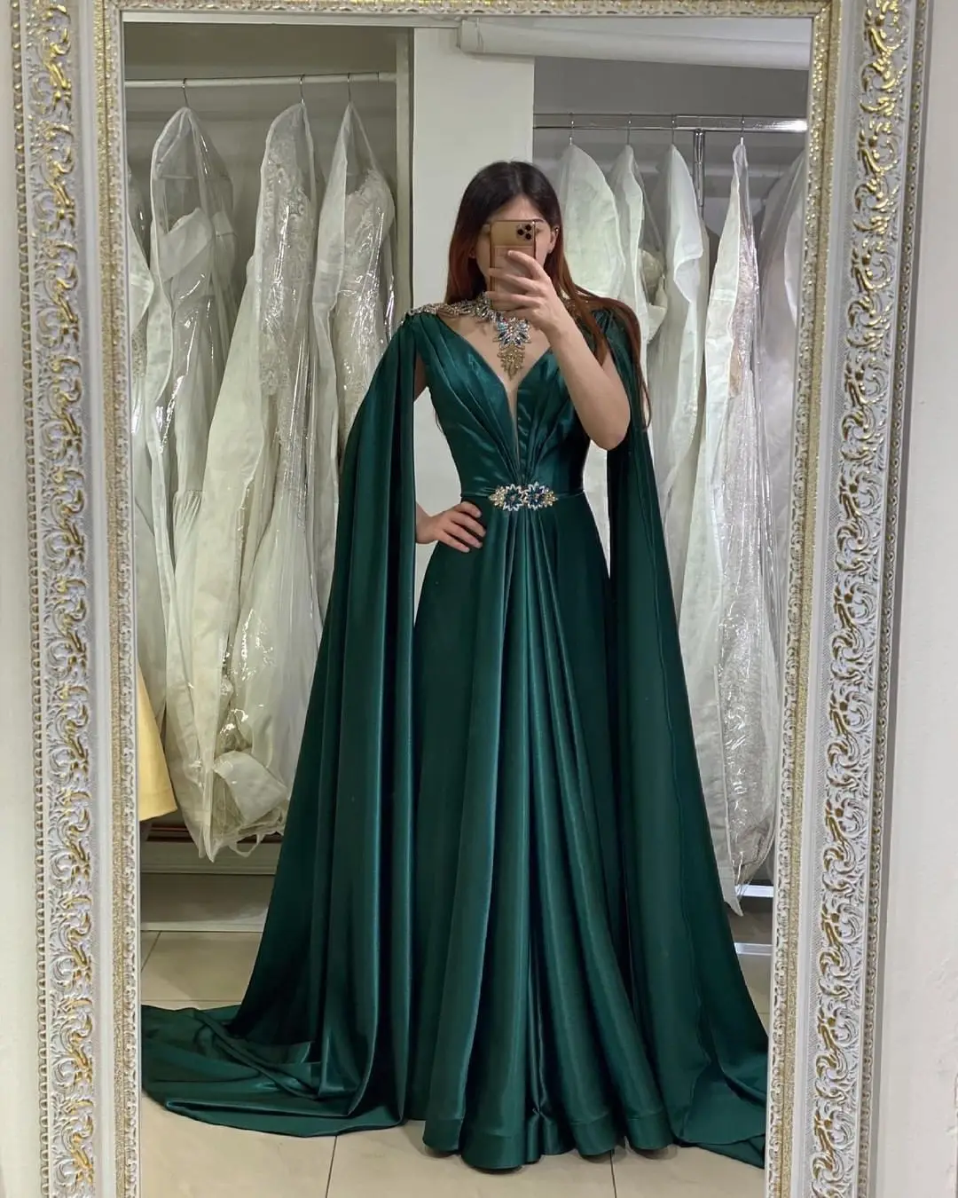 Customized Exquisite Satin A-Line Cap Sleeve Crystal Evening Dresses V-Neck Sleeveless Watteau Train Bespoke Occasion
Customized Exquisite Satin A-Line Cap Sleeve Crystal Evening Dresses V-Neck Sleeveless Watteau Train Bespoke Occasion