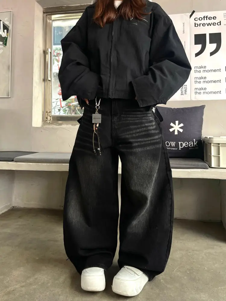 American Retro Black Curved Knife Jeans For Women'S Spring New High Street Design, Loose And Slimming Wide Leg Pants
American Retro Black Curved Knife Jeans For Women'S Spring New High Street Design, Loose And Slimming Wide Leg Pants