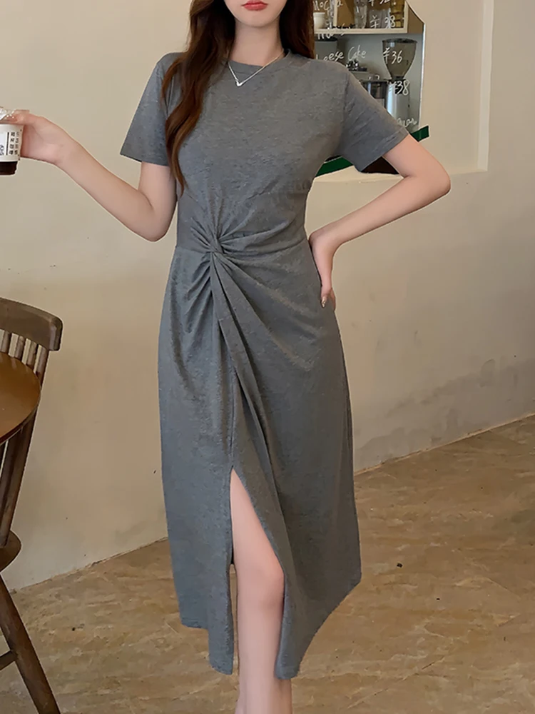 M -4XL Casual Round Neck Short Sleeved Pleated Irregular Slim Fit Dress 2025 Summer New Fashionable Women'S Clothing
M -4XL Casual Round Neck Short Sleeved Pleated Irregular Slim Fit Dress 2025 Summer New Fashionable Women'S Clothing