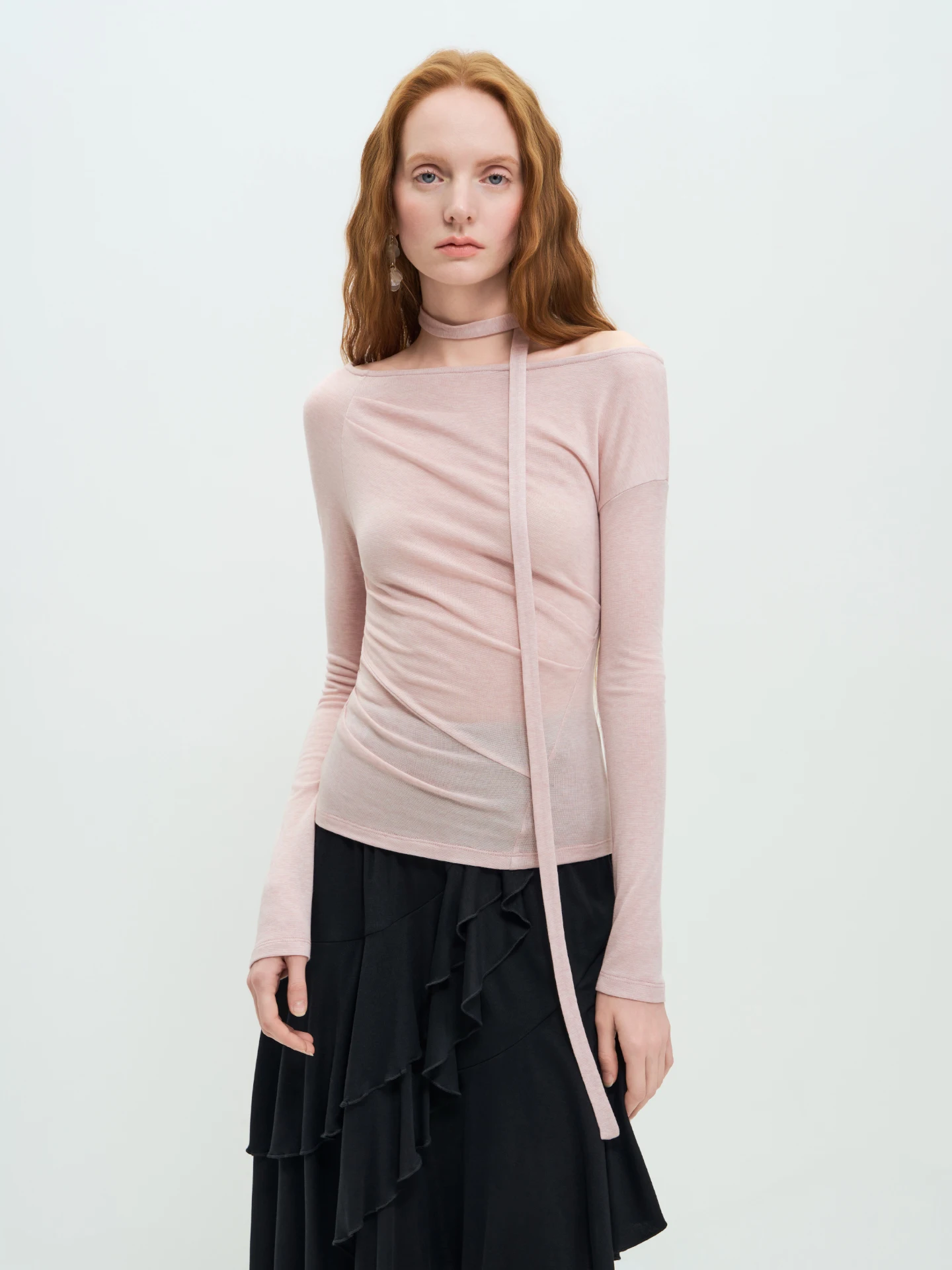 Slimming Hanging Neck Gored Top Women's Commute Outerwear Long Sleeve Ruffle Design Gentle Style Fitted Base Shirt
Slimming Hanging Neck Gored Top Women's Commute Outerwear Long Sleeve Ruffle Design Gentle Style Fitted Base Shirt