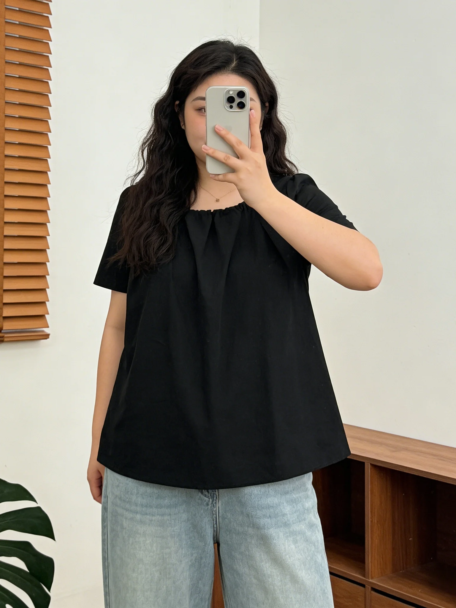 Loose Fit Square Collar Short Sleeve Women's Shirt Summer 2026 New Style Pure Color Design Casual Fashion Top Cover up
Loose Fit Square Collar Short Sleeve Women's Shirt Summer 2026 New Style Pure Color Design Casual Fashion Top Cover up