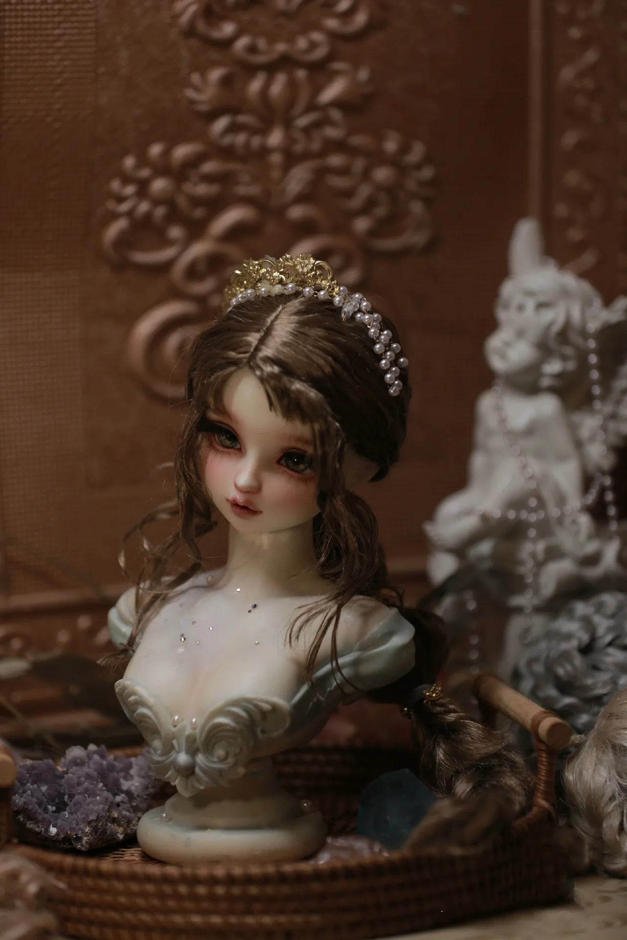 Brown Color 1/3 BJD Doll Styling Hair, High-End Royal Curly Wig Free Shipping
Brown Color 1/3 BJD Doll Styling Hair, High-End Royal Curly Wig Free Shipping