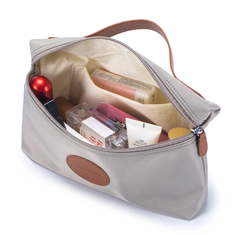 Small Makeup Bag for Purse Travel Cosmetic Cases Hand-held Makeup Pouch Nylon Cloth Portable Versatile Zipper Pouch for Women
Small Makeup Bag for Purse Travel Cosmetic Cases Hand-held Makeup Pouch Nylon Cloth Portable Versatile Zipper Pouch for Women