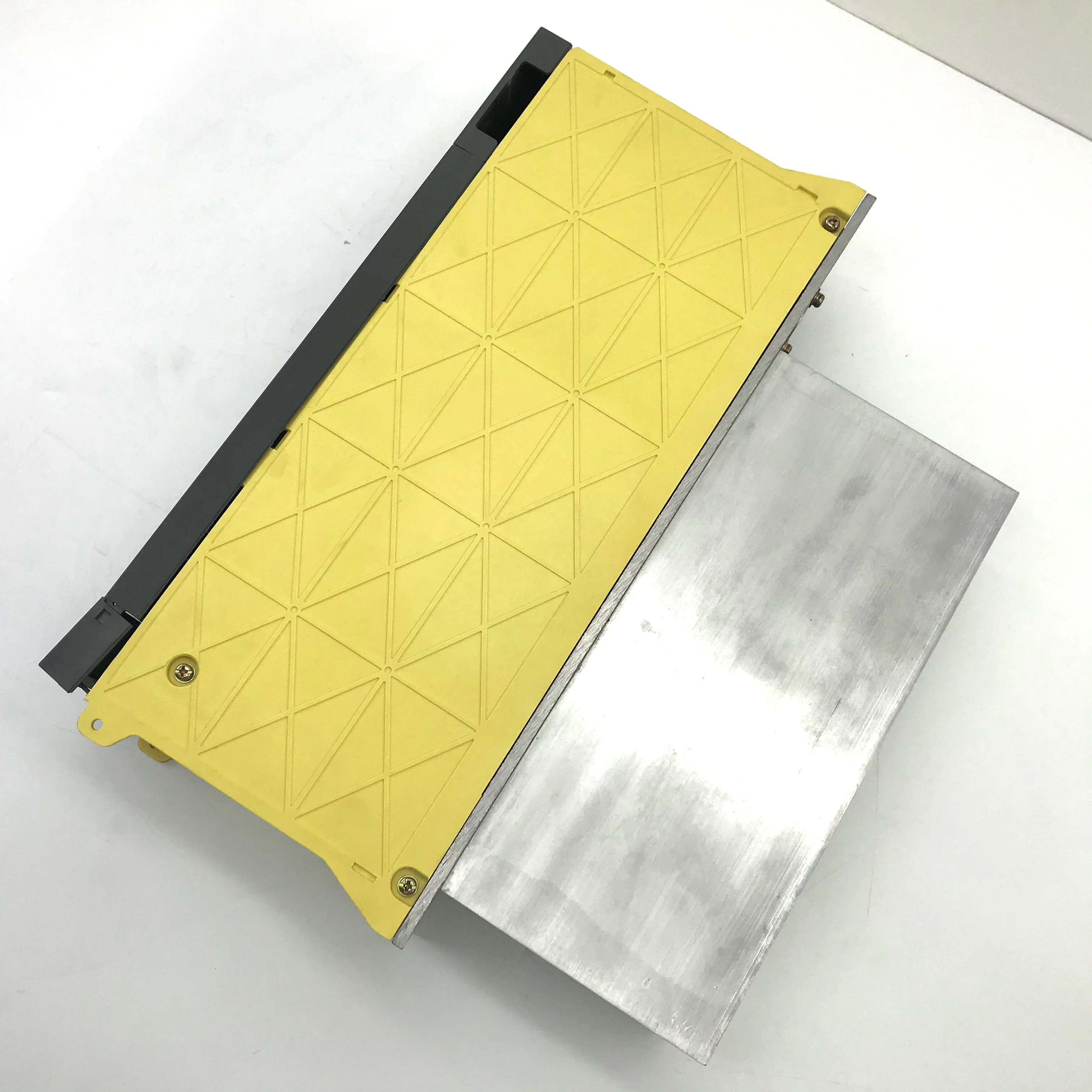 Сервоусилитель A06B, модуль привода A06B-6078-H211, A06B6078H211, A06B-6115-H001, A06B6115H001, A06B-6140
Сервоусилитель A06B, модуль привода A06B-6078-H211, A06B6078H211, A06B-6115-H001, A06B6115H001, A06B-6140