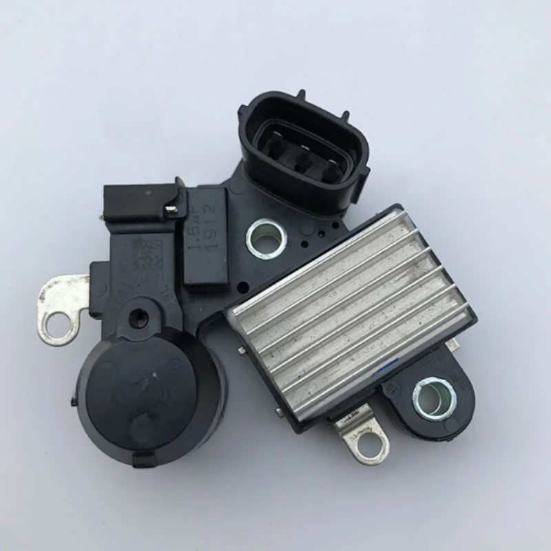3pin Alternator Voltage Regulator for Nissan X-TRAIL TIIDA Teana QASHQAI BLUEBIRD SUNNY LIVINA
3pin Alternator Voltage Regulator for Nissan X-TRAIL TIIDA Teana QASHQAI BLUEBIRD SUNNY LIVINA
