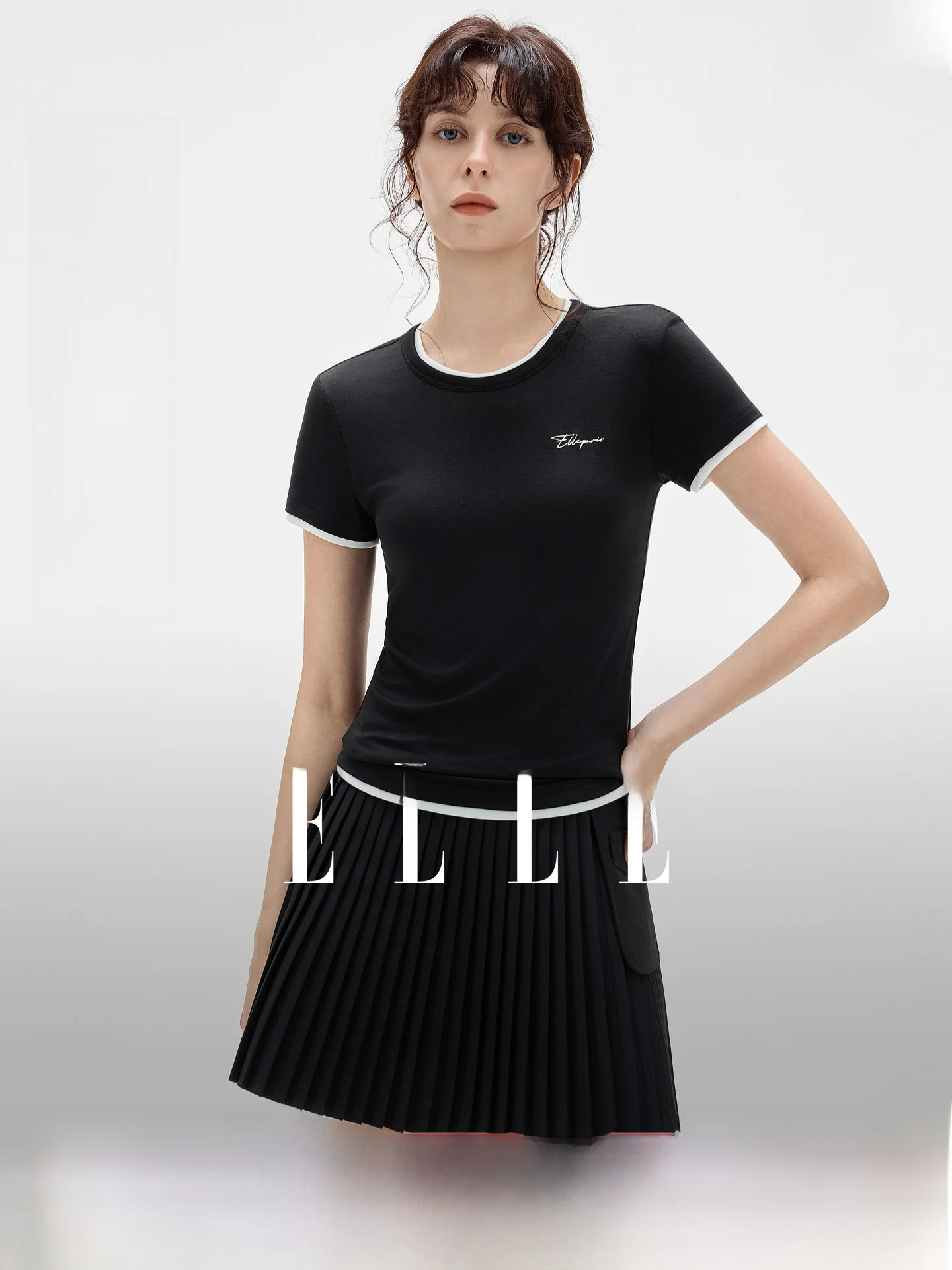 ELLE Women's Black White Color Block Loose Short Sleeve T-Shirt with Chest Pad Summer New Style Silk Casual Top for Commuting
ELLE Women's Black White Color Block Loose Short Sleeve T-Shirt with Chest Pad Summer New Style Silk Casual Top for Commuting
