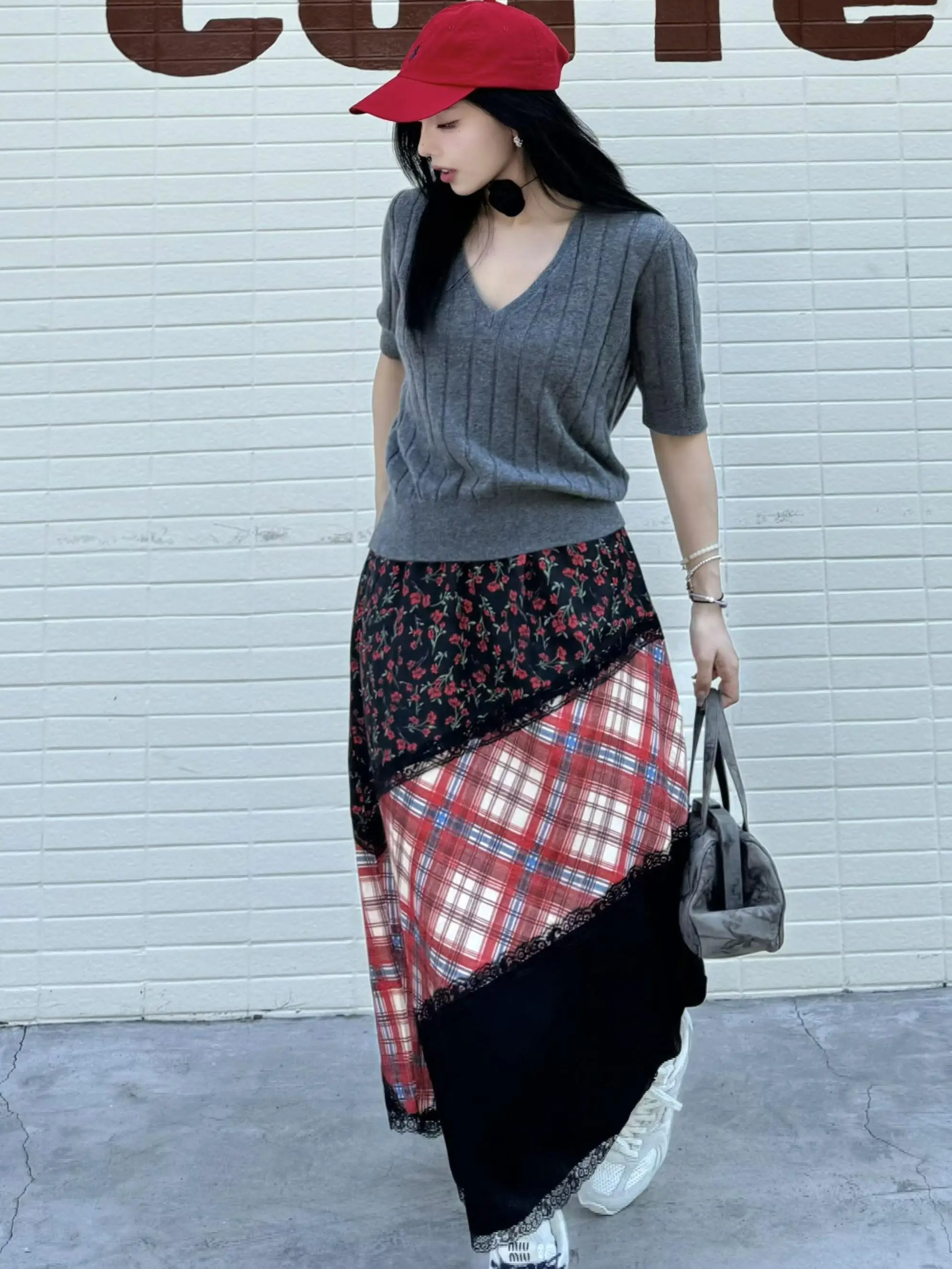 plus Size Floral Plaid Skirt Spring Autumn Women's Style Slimming High Waist Contrast Color Checkered Pattern Casual Skirt
plus Size Floral Plaid Skirt Spring Autumn Women's Style Slimming High Waist Contrast Color Checkered Pattern Casual Skirt