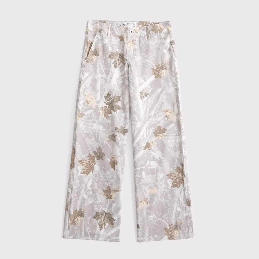 Y2K Retro Camo Women's Jeans Gothic Neutral Streetwear American High Street Loose Straight-Leg Sports Pants
Y2K Retro Camo Women's Jeans Gothic Neutral Streetwear American High Street Loose Straight-Leg Sports Pants